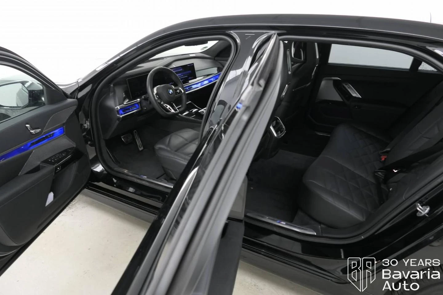 BMW 740 d xDrive M Sport Paket Sportautomatic - изображение 5