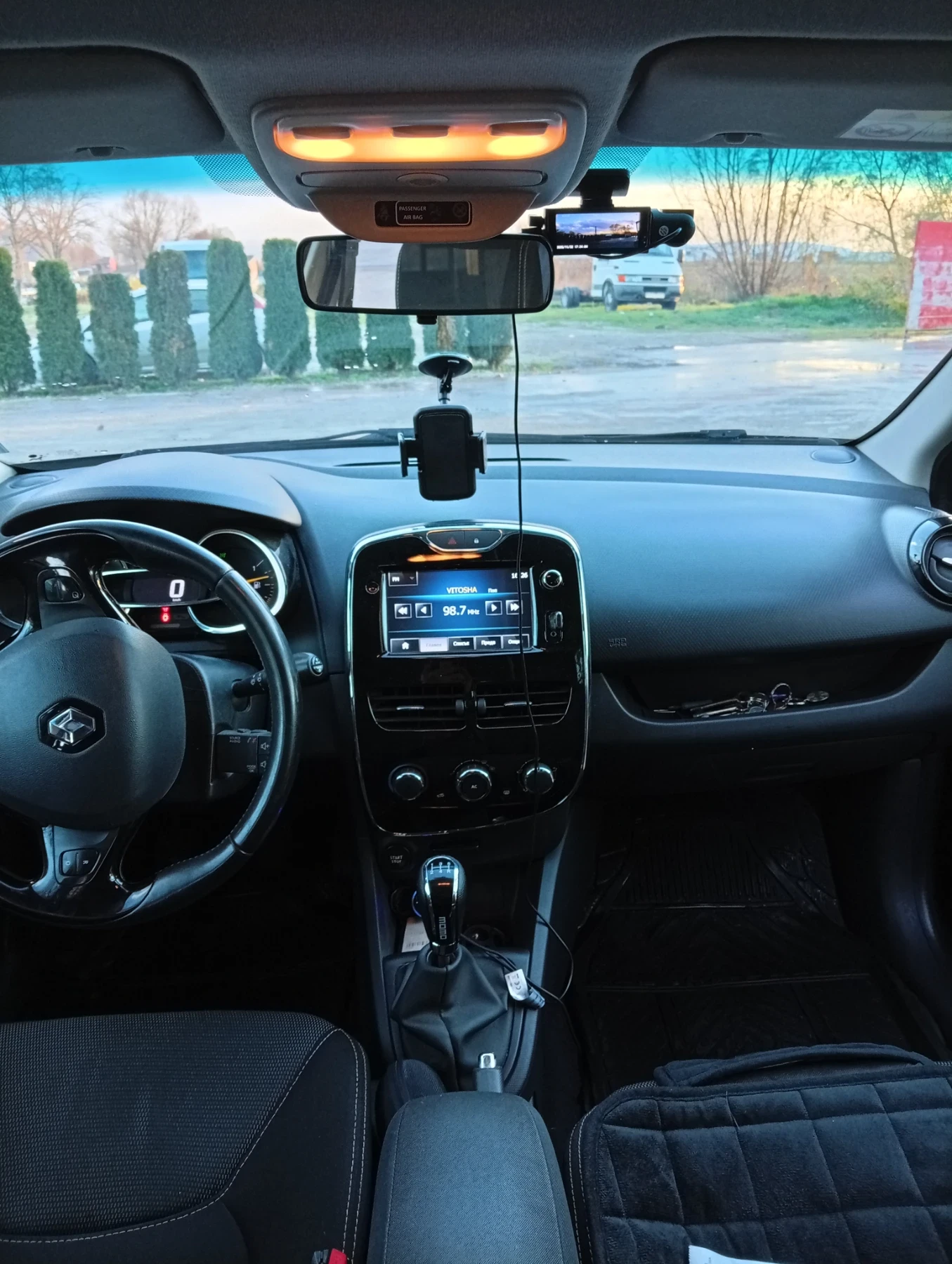 Renault Clio | Mobile.bg � ����������� 4