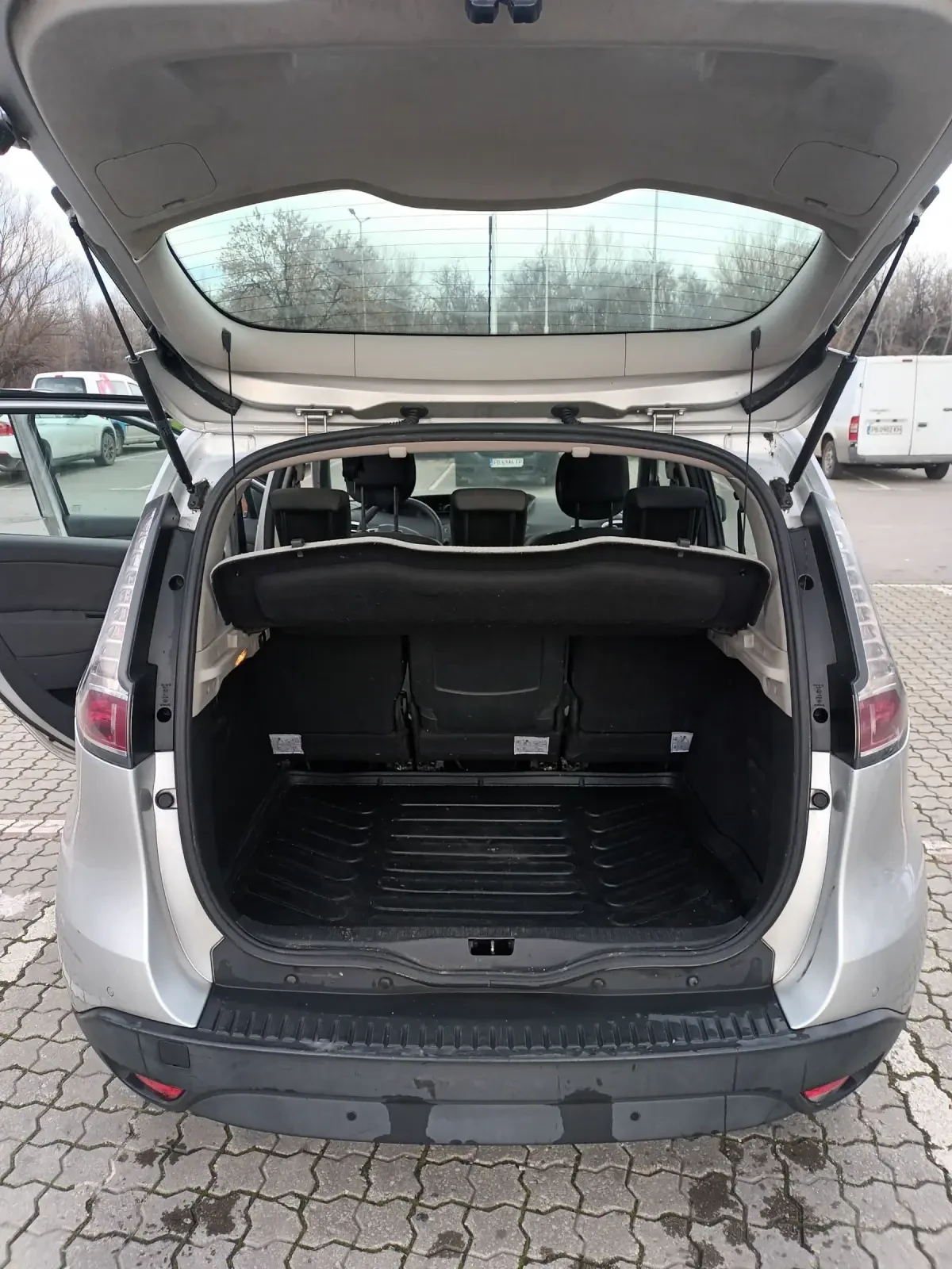 Renault Scenic  - изображение 7