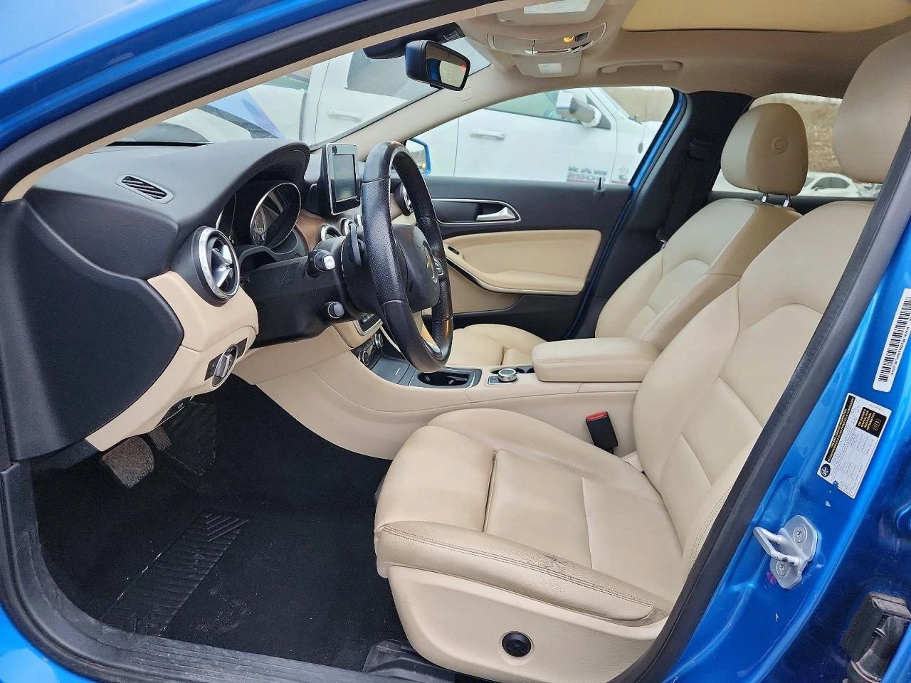 Mercedes-Benz CLA 250 ��������� ������ ���� �� ��������  | Mobile.bg � ����������� 7