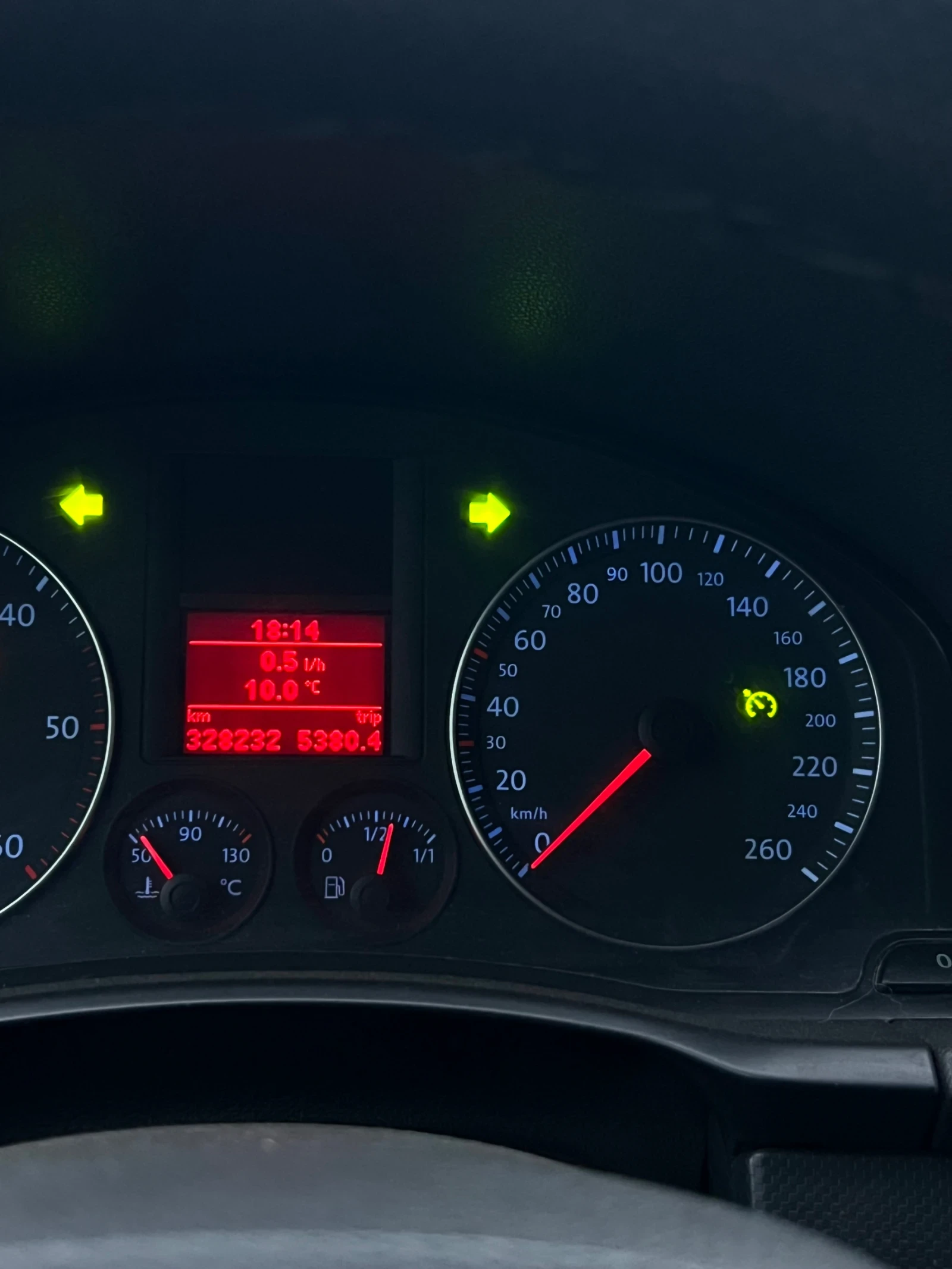 VW Golf 1.9 TDI BKC, снимка 10 - Автомобили и джипове - 53939596