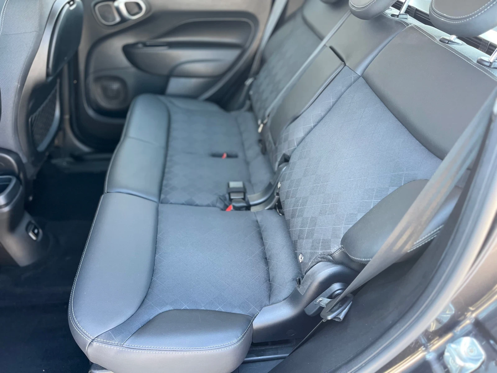 Fiat 500L 1.6d, снимка 7 - Автомобили и джипове - 54269068