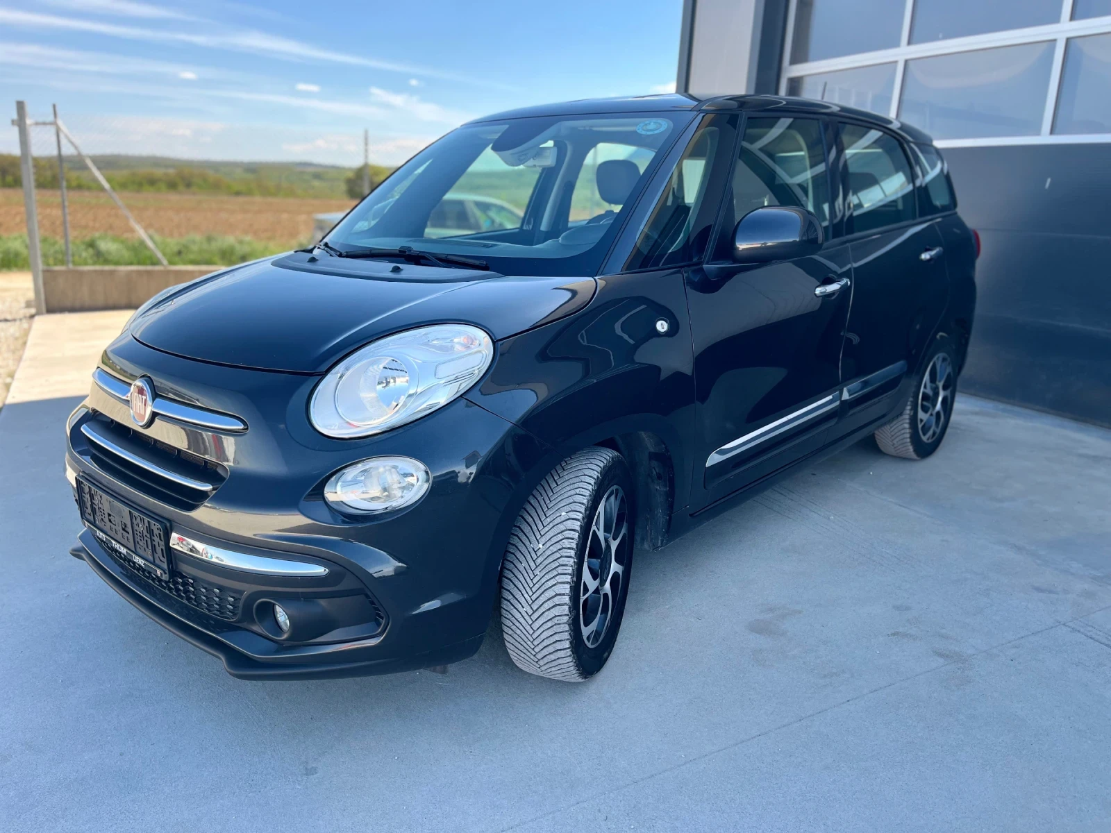 Fiat 500L 1.6d, снимка 2 - Автомобили и джипове - 54269068