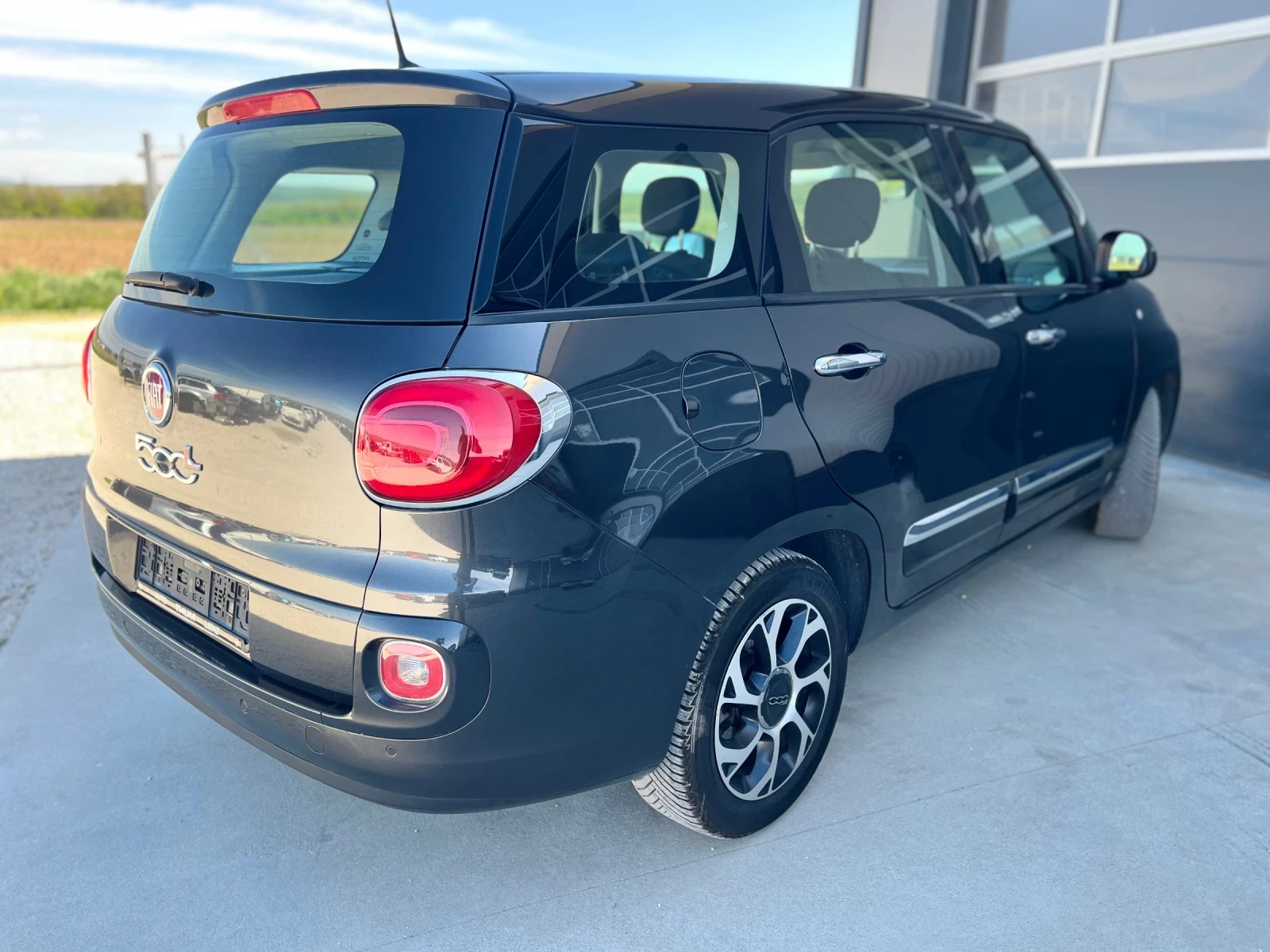 Fiat 500L 1.6d, снимка 5 - Автомобили и джипове - 54269068