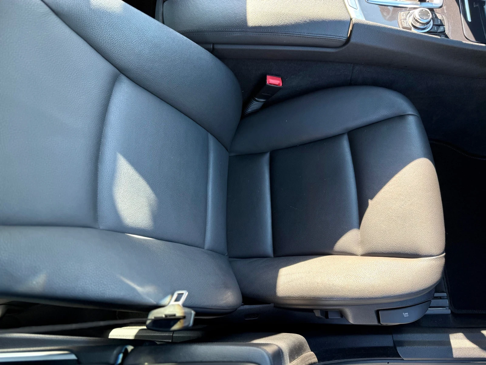 BMW 5 Gran Turismo 3.0D* ЕДИН СОБСТВЕНИК* HEAD-UP* КАТО НОВА* 238 000, снимка 13 - Автомобили и джипове - 54623226