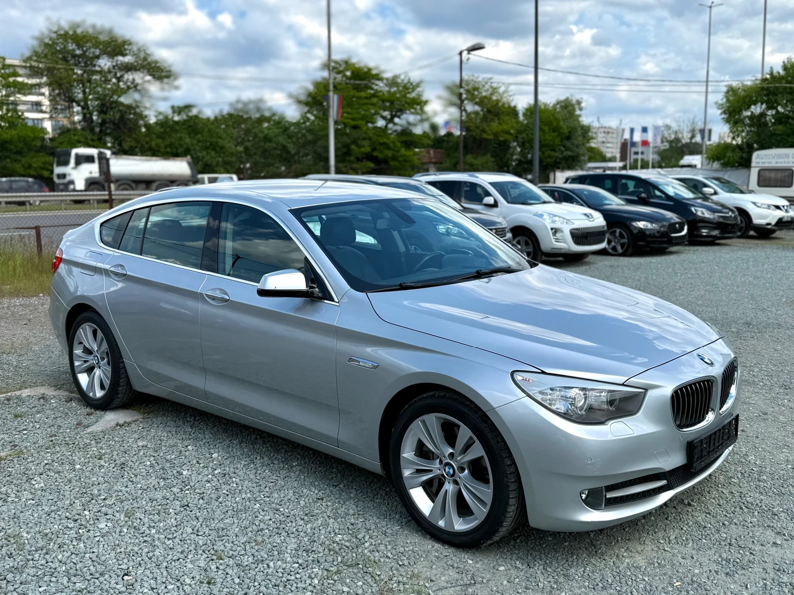 BMW 5 Gran Turismo 3.0D* ЕДИН СОБСТВЕНИК* HEAD-UP* КАТО НОВА* 238 000