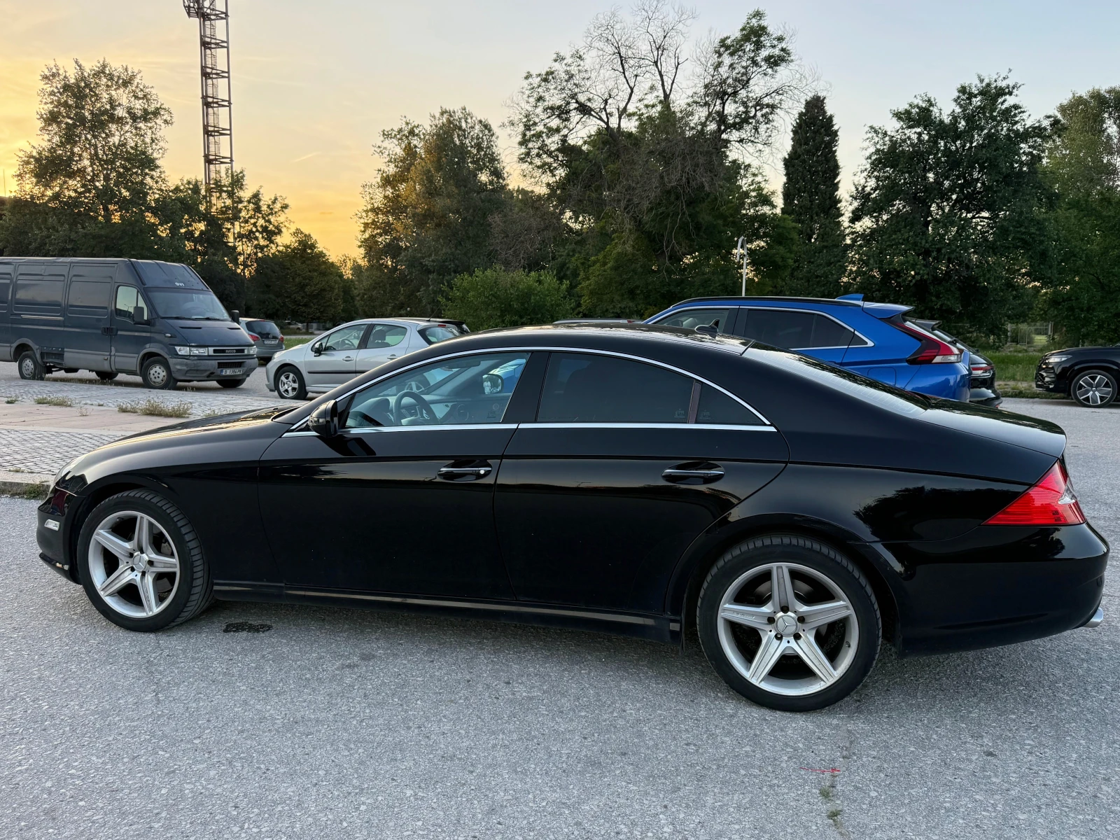Mercedes-Benz CLS 500, снимка 2 - Автомобили и джипове - 54718144