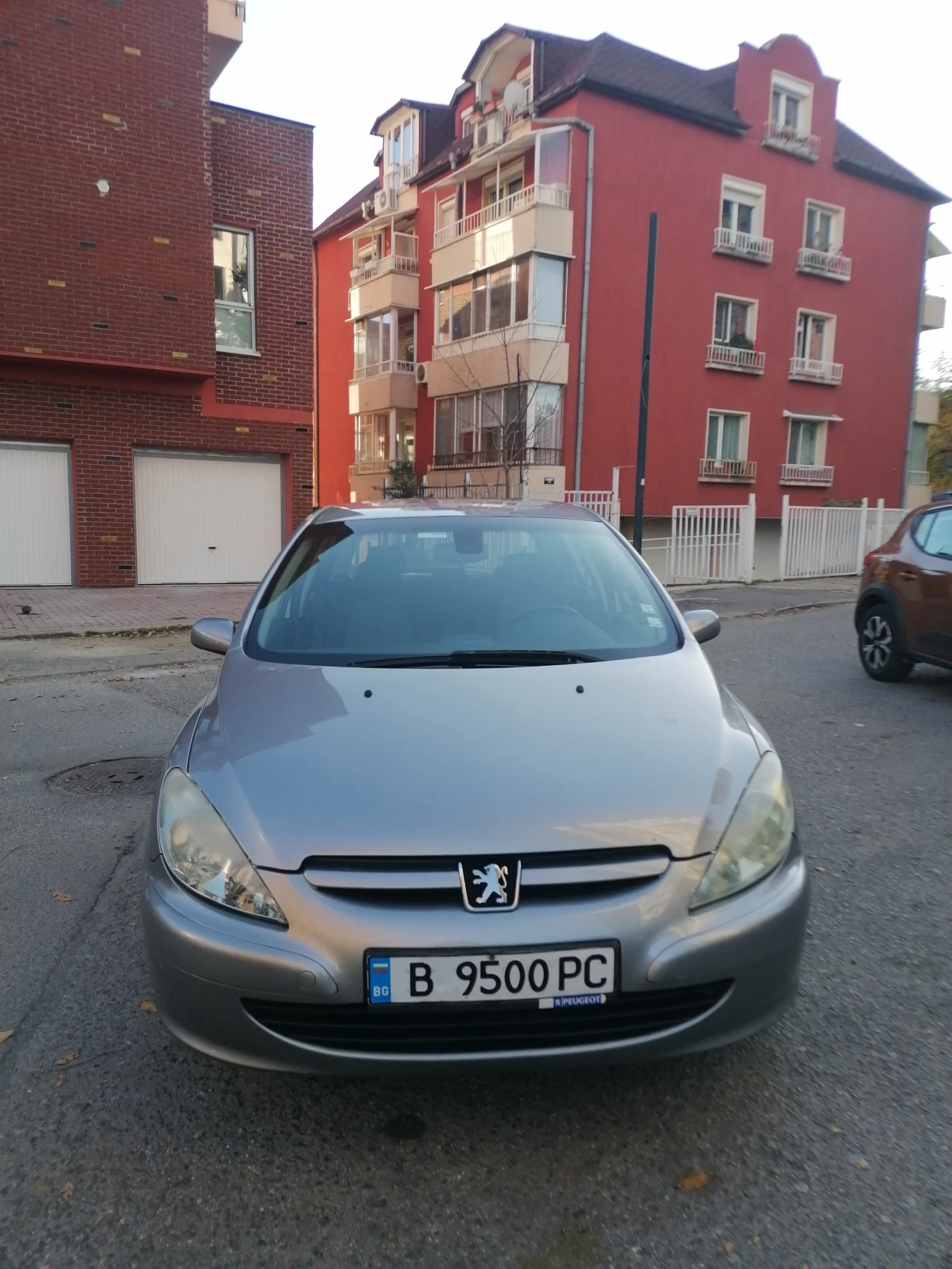 Peugeot 307 1.6 HDI, снимка 2 - Автомобили и джипове - 54817806