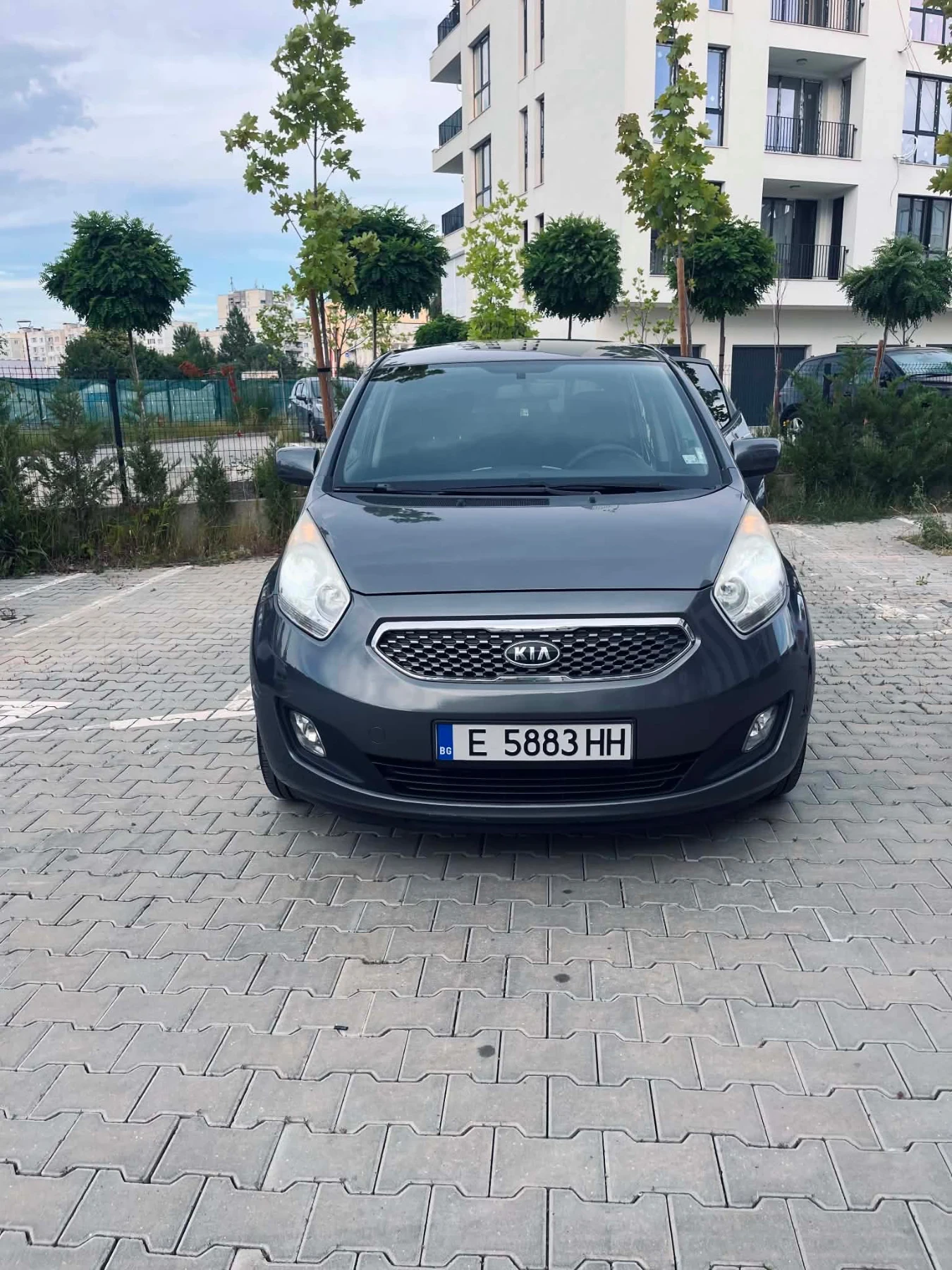 Kia Venga 1.4 газ/бензин, снимка 8 - Автомобили и джипове - 55105510