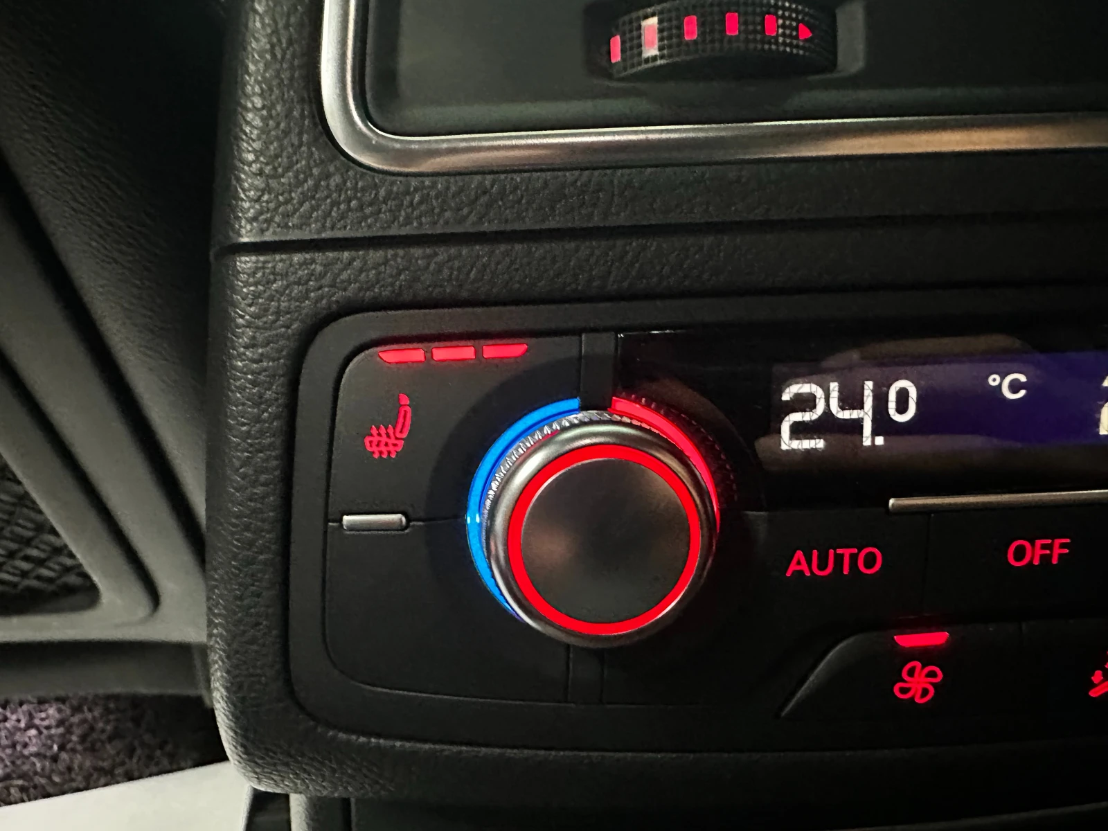 Audi A7 3.0TDI/Доказани км/Гаранция/Перфектна, снимка 11 - Автомобили и джипове - 55821295