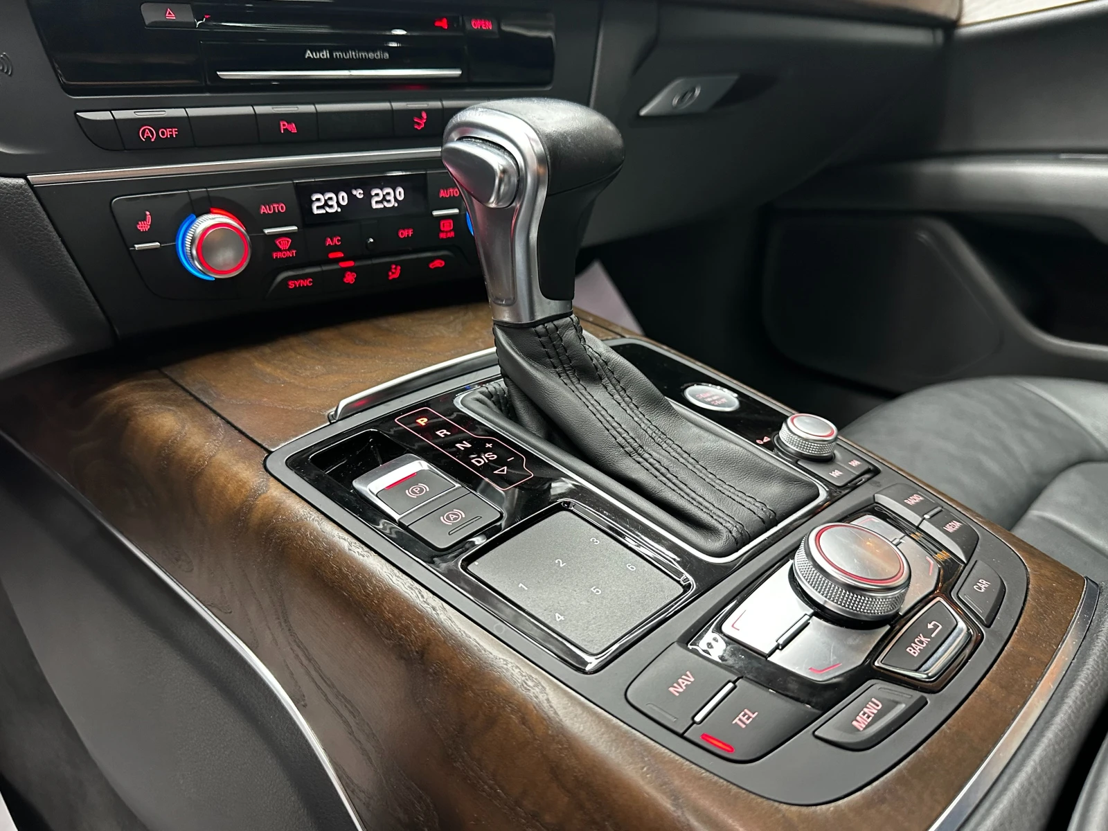 Audi A7 3.0TDI/Доказани км/Гаранция/Перфектна, снимка 17 - Автомобили и джипове - 55821295