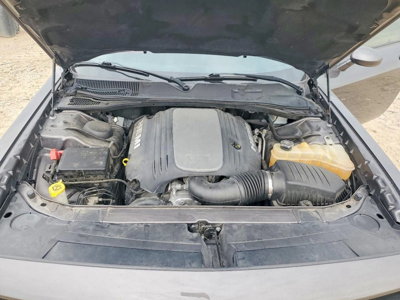 Dodge Challenger 5.7l R/T, снимка 11 - Автомобили и джипове - 56088193