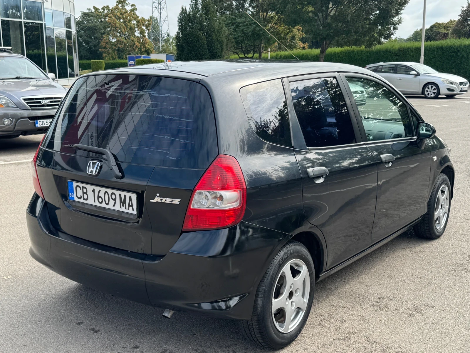 Honda Jazz, снимка 4 - Автомобили и джипове - 56244658