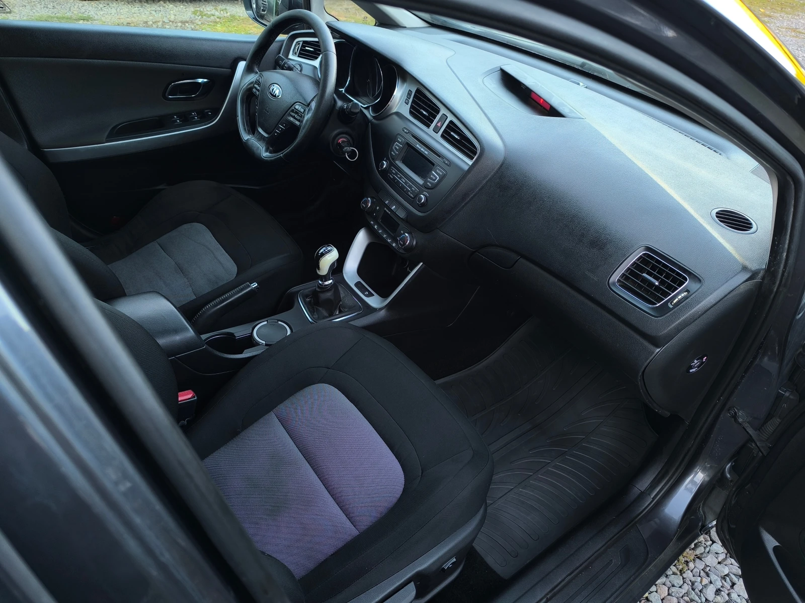 Kia Ceed -FACE LIFT-1.6CRDI-128��-6 ��������-�����������- | Mobile.bg � ����������� 14