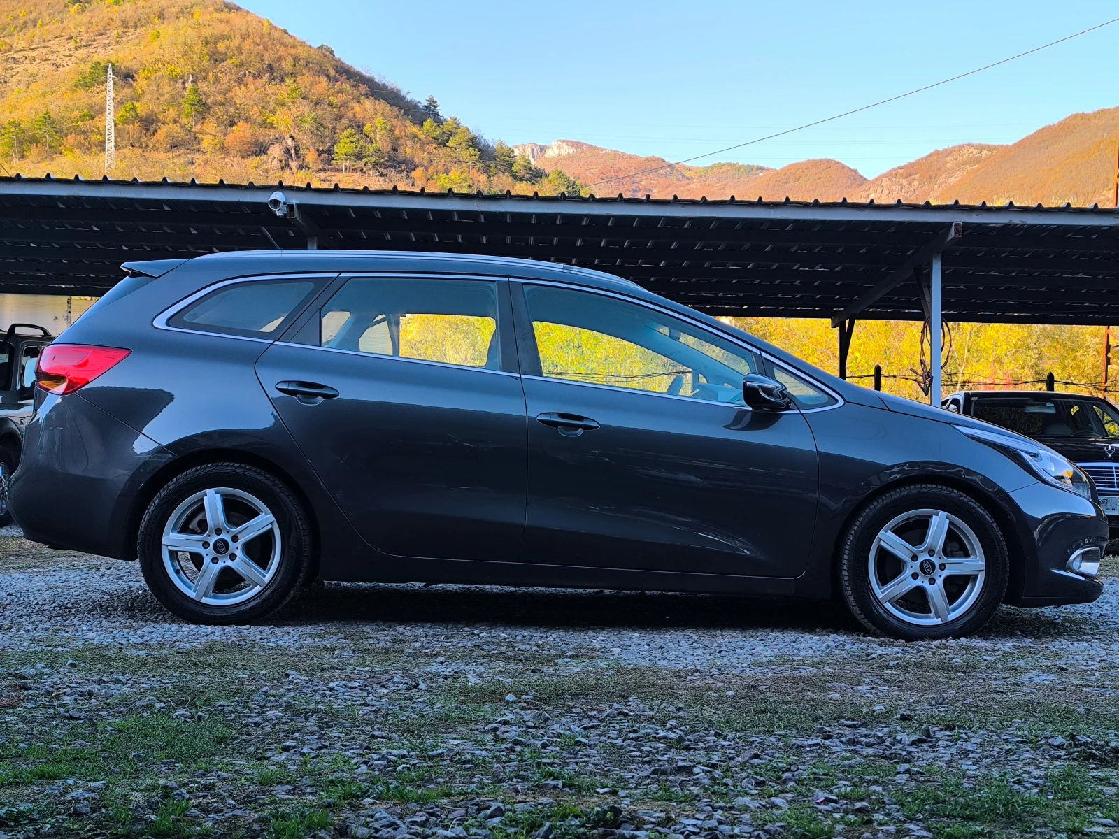 Kia Ceed -FACE LIFT-1.6CRDI-128��-6 ��������-�����������- | Mobile.bg � ����������� 2