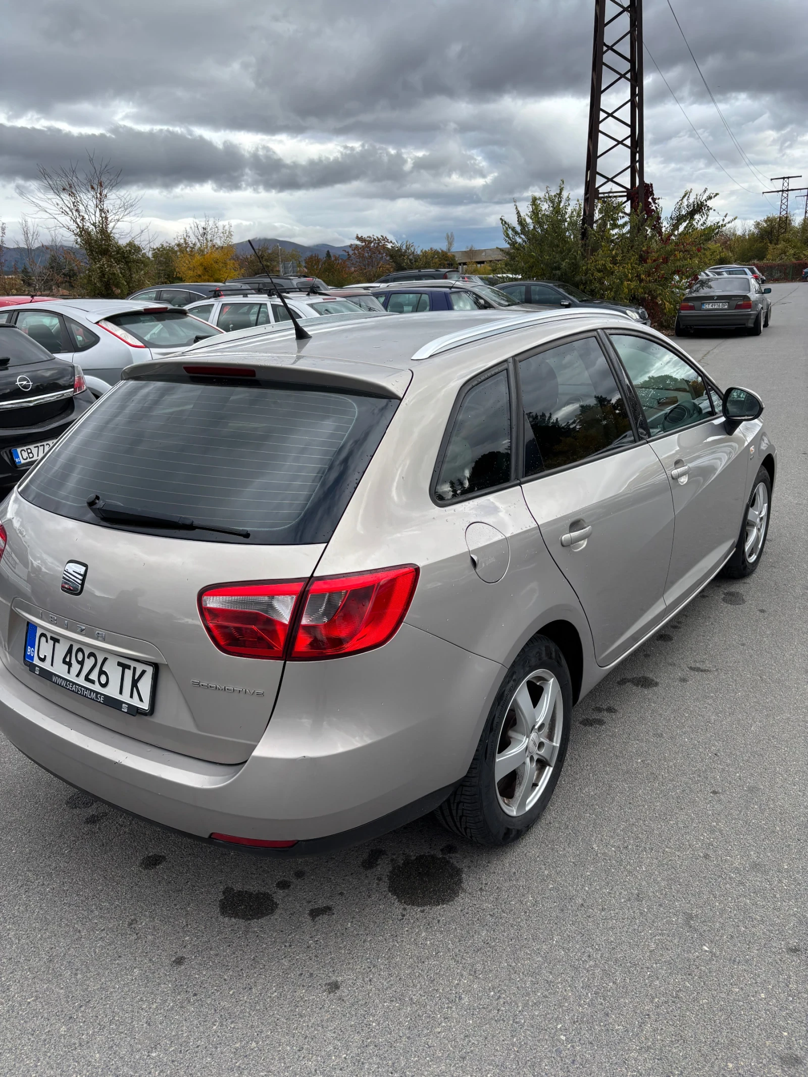 Seat Ibiza ST 6J, снимка 3 - Автомобили и джипове - 56727132