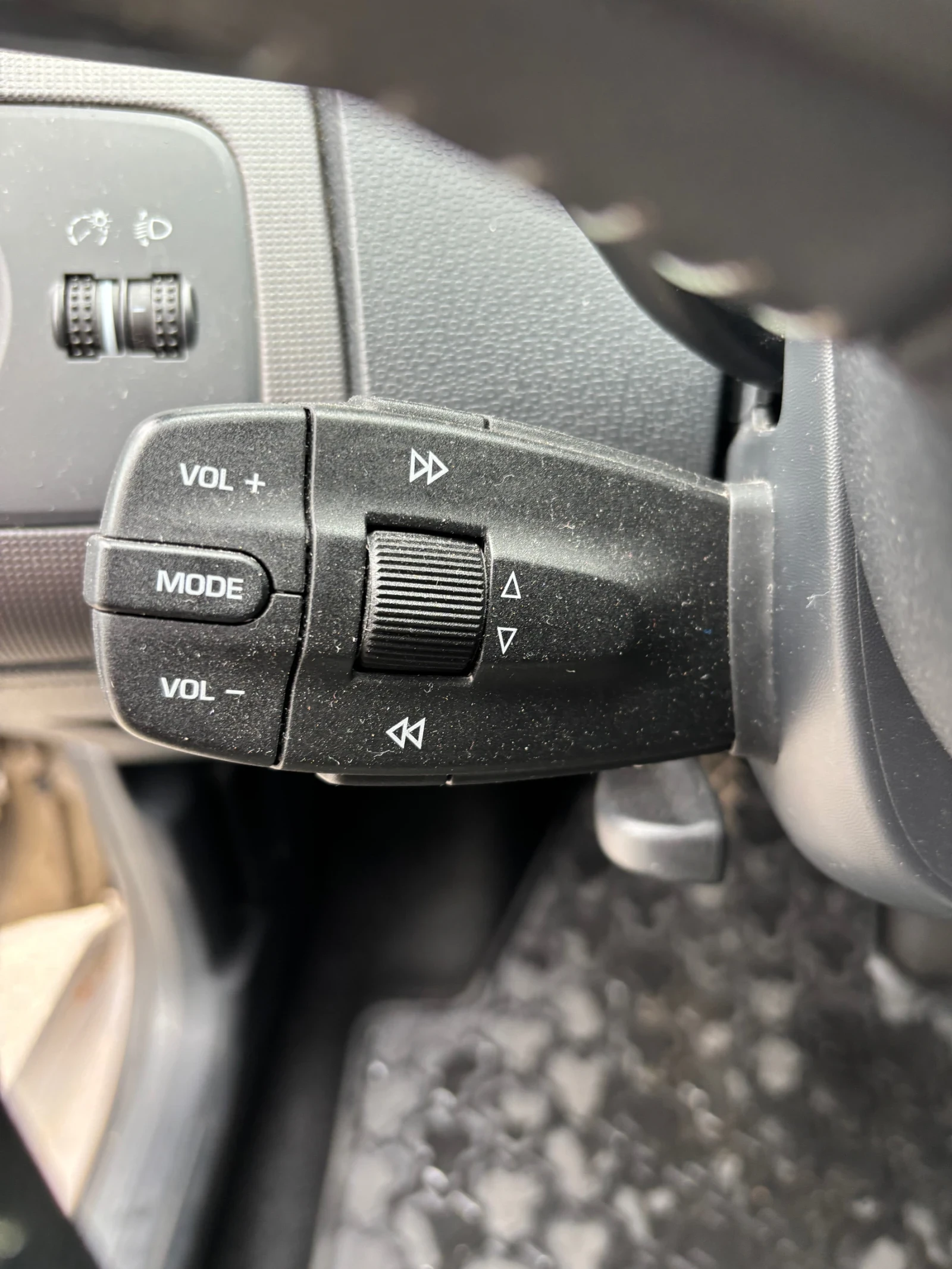 Seat Ibiza ST 6J, снимка 8 - Автомобили и джипове - 56727132