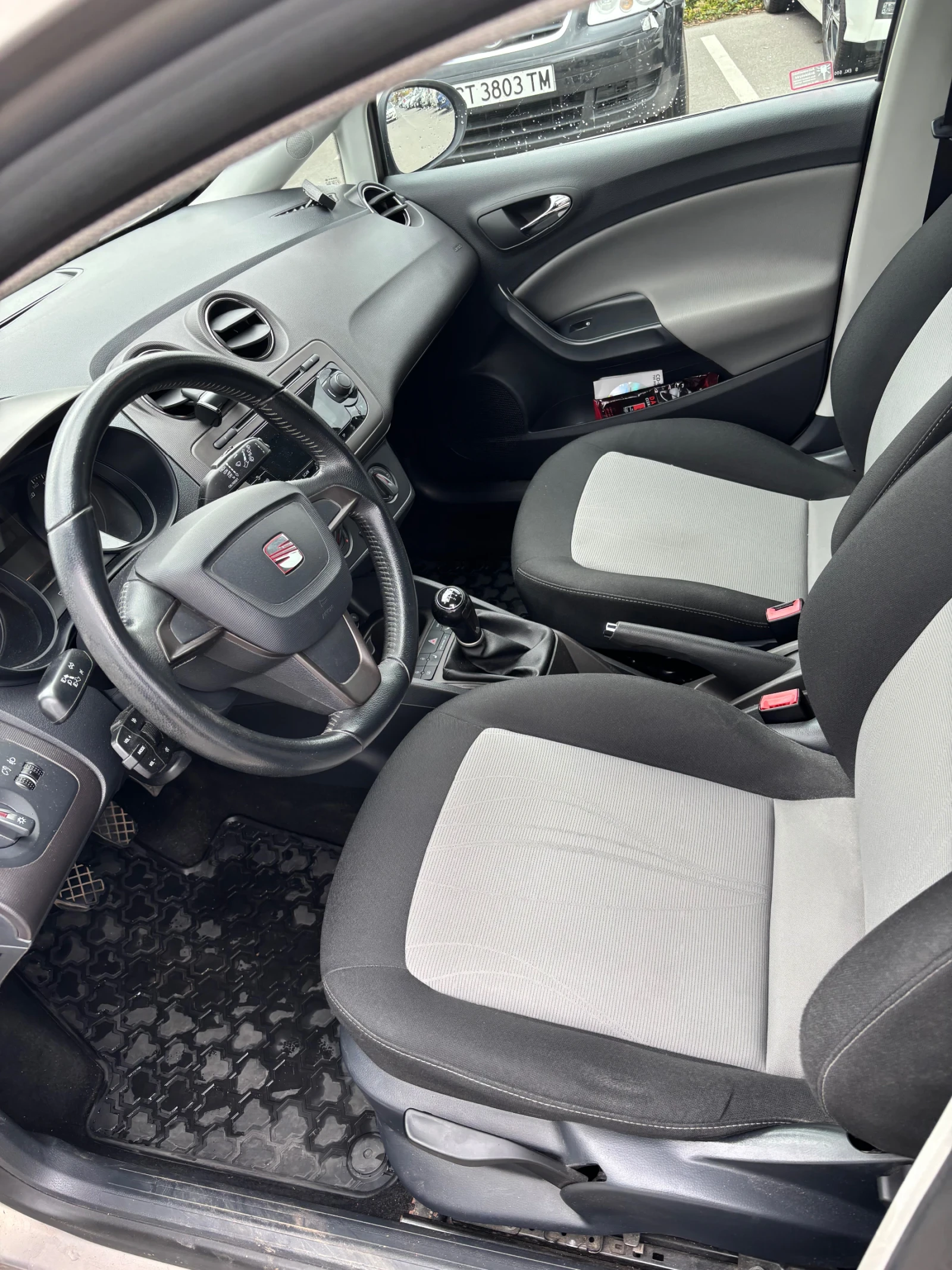 Seat Ibiza ST 6J, снимка 6 - Автомобили и джипове - 56727132