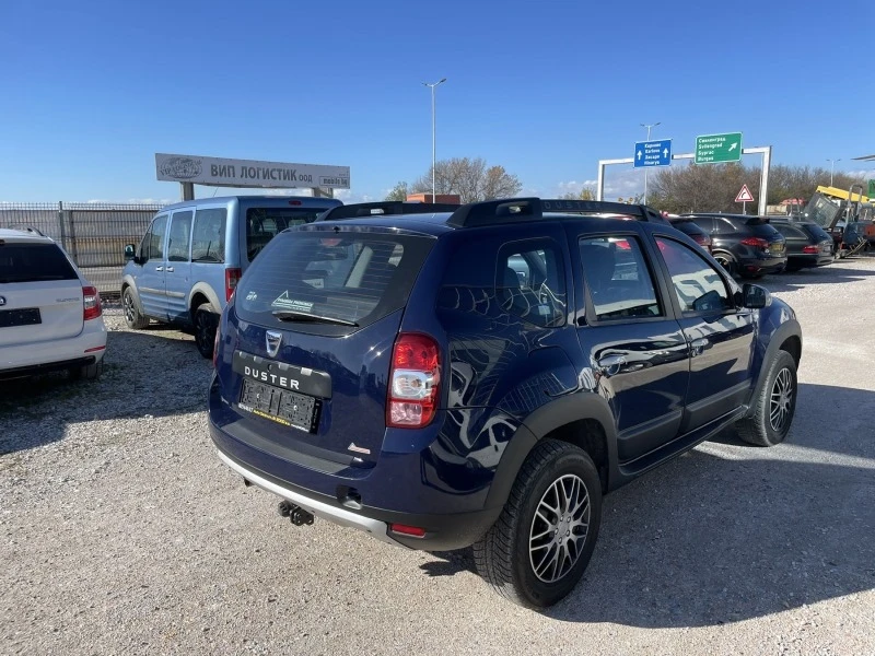 Dacia Duster 1.6i , снимка 4 - Автомобили и джипове - 42972385