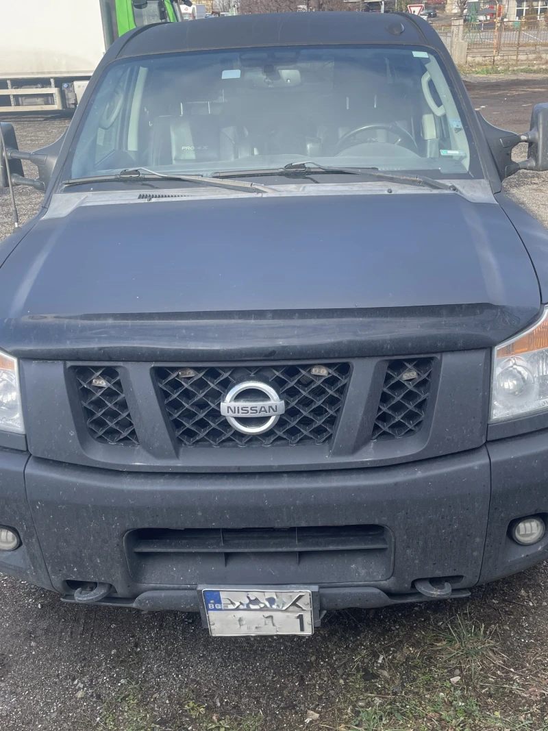 Nissan Titan king, снимка 1 - Автомобили и джипове - 48355945