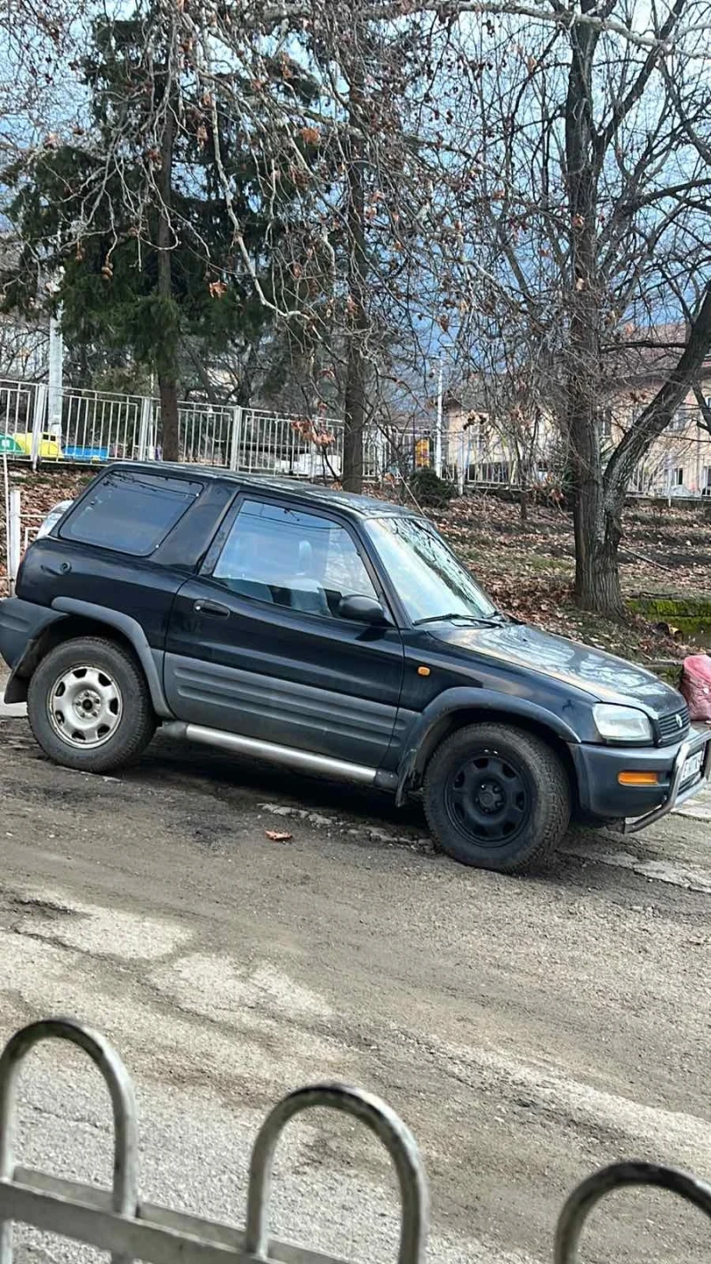 Toyota Rav4, снимка 4 - Автомобили и джипове - 48868206