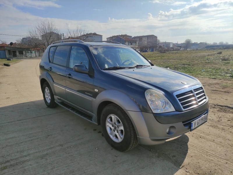 SsangYong Rexton, снимка 2 - Автомобили и джипове - 52282654