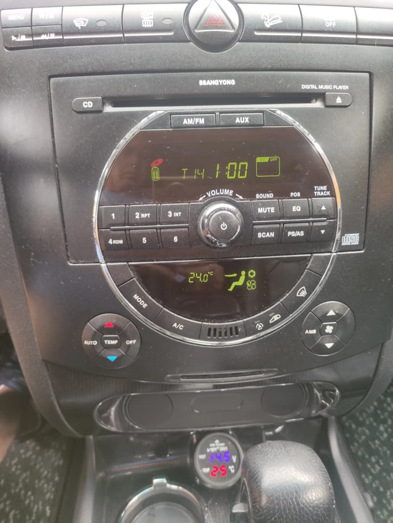 SsangYong Rexton, снимка 8 - Автомобили и джипове - 52282654