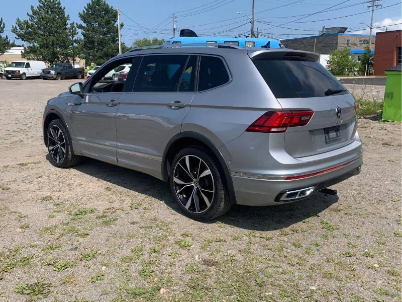 VW Tiguan Highline R-Line 4MOTION | CARFAX |  АВТОКРЕДИТ, снимка 7 - Автомобили и джипове - 55433410