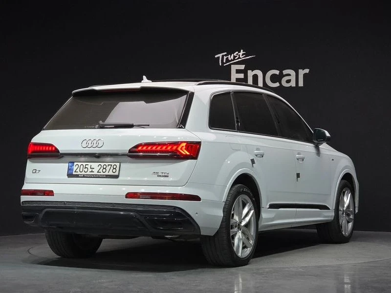 Audi Q7 3.0 DPX Automatic, снимка 2 - Автомобили и джипове - 55960644