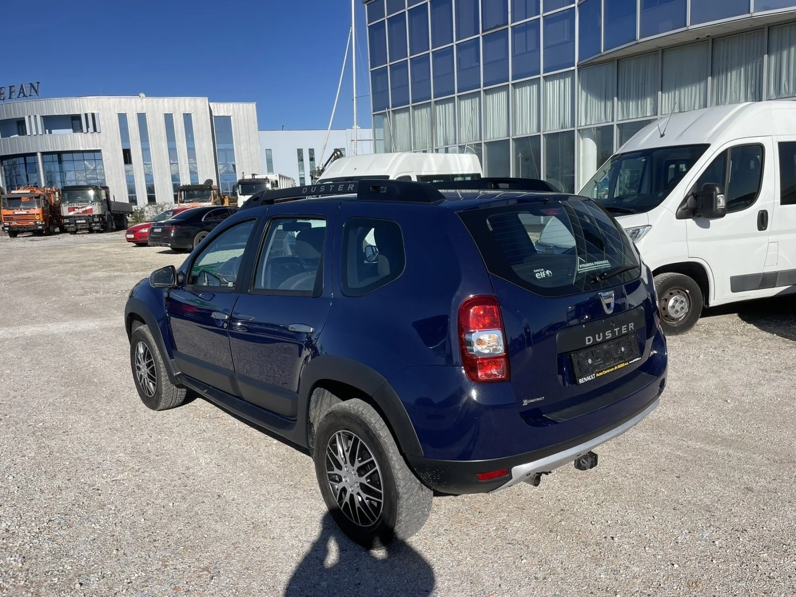 Dacia Duster 1.6i CONSTRUCT - изображение 6