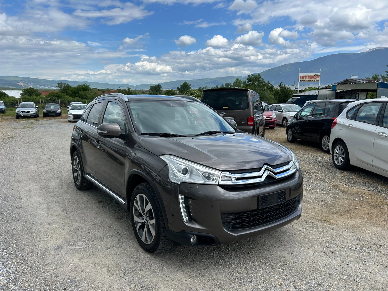 Citroen C4 AIRCROSS full - изображение 3