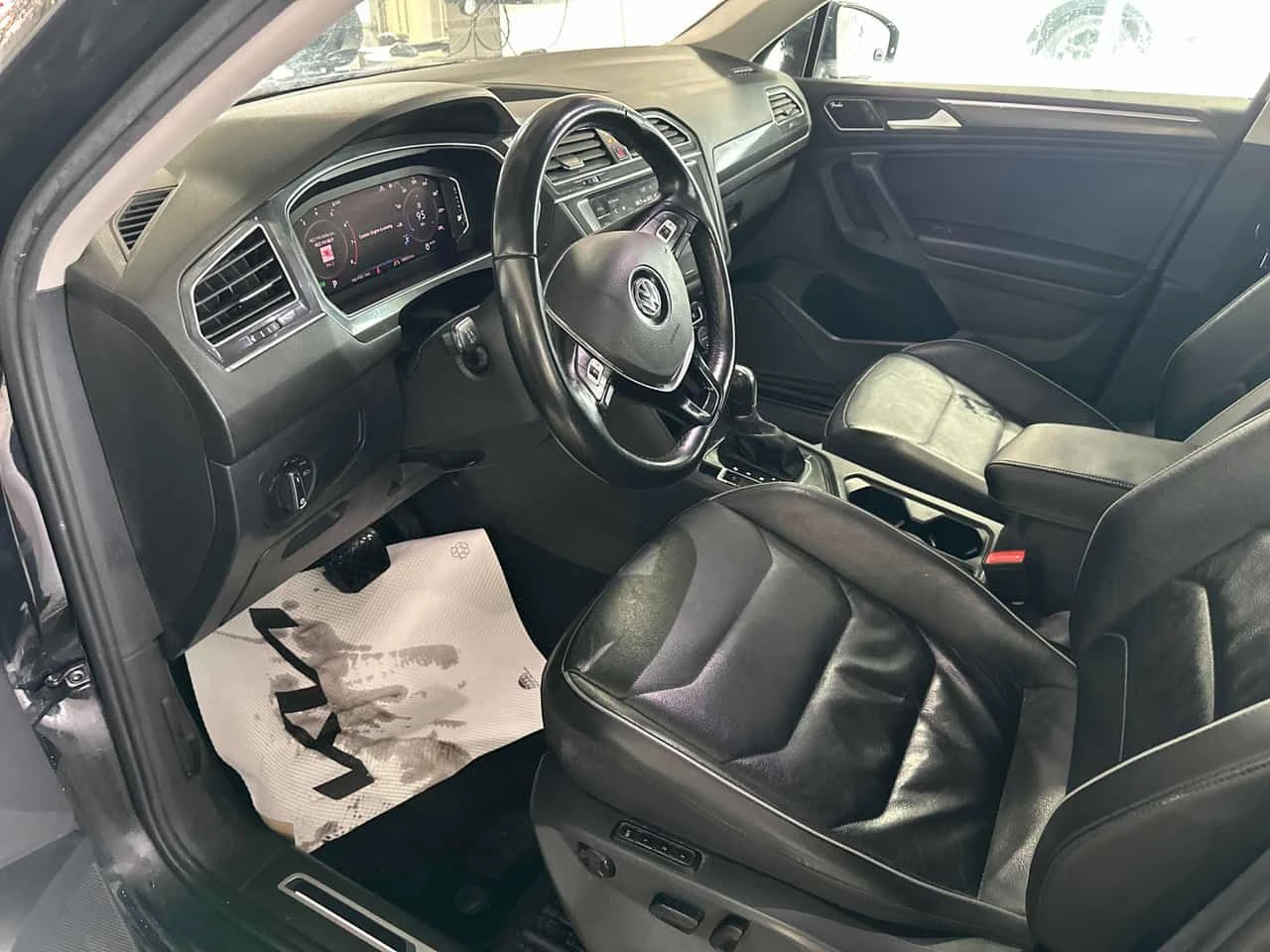 VW Tiguan * Highline * CARFAX * ЦЕНА ДО БГ - изображение 6