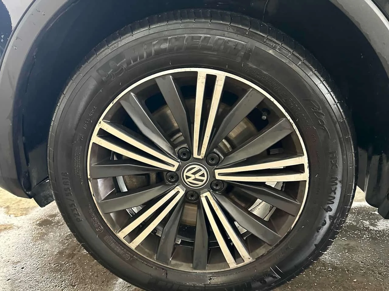 VW Tiguan * Highline * CARFAX * ЦЕНА ДО БГ - изображение 9