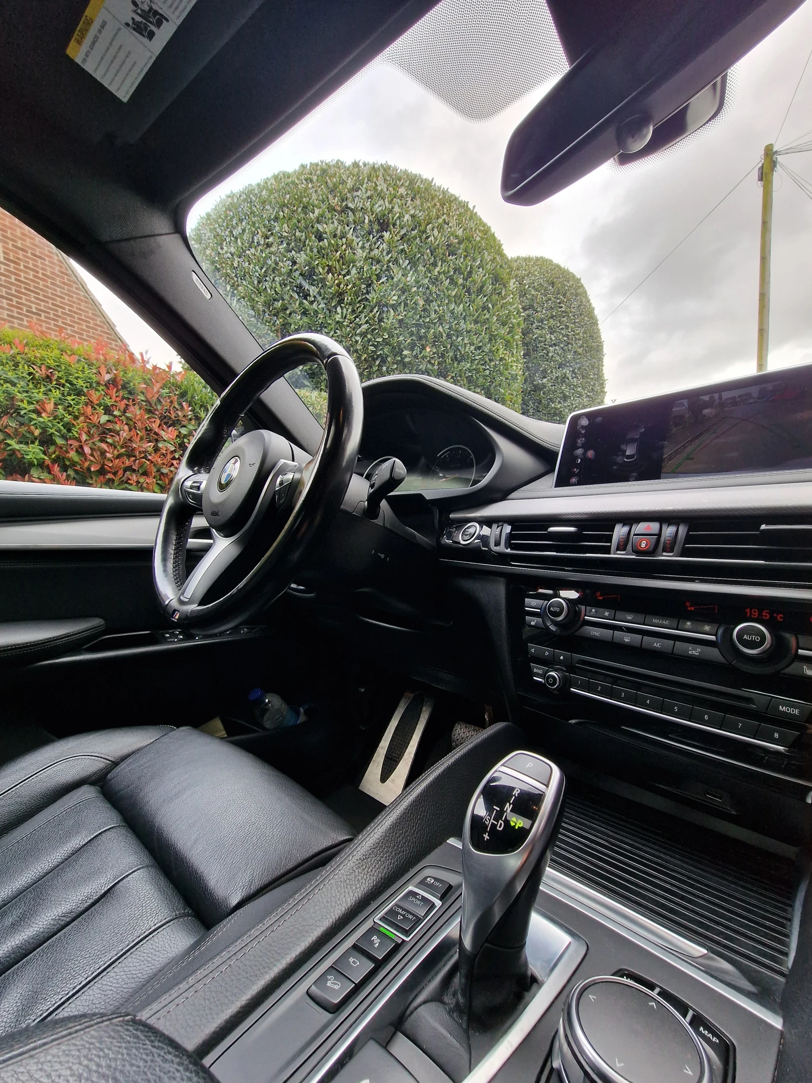 BMW X6 50i xDrive 4. 4L М пакет, снимка 9 - Автомобили и джипове - 53919198