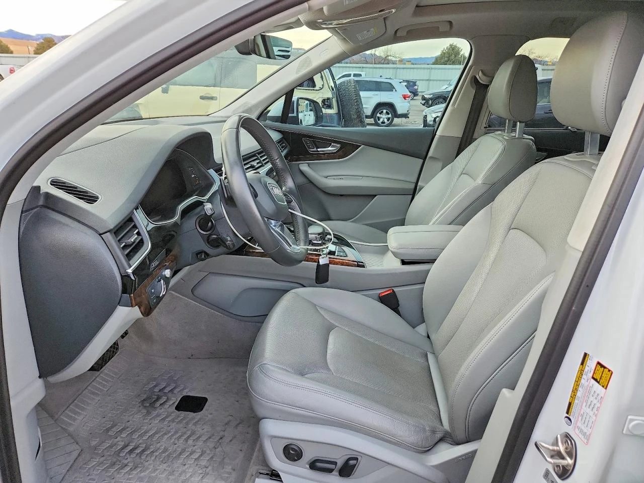 Audi Q7 PRESTIGE| BOSE| HUD| ПАНО| 360, снимка 7 - Автомобили и джипове - 54085307