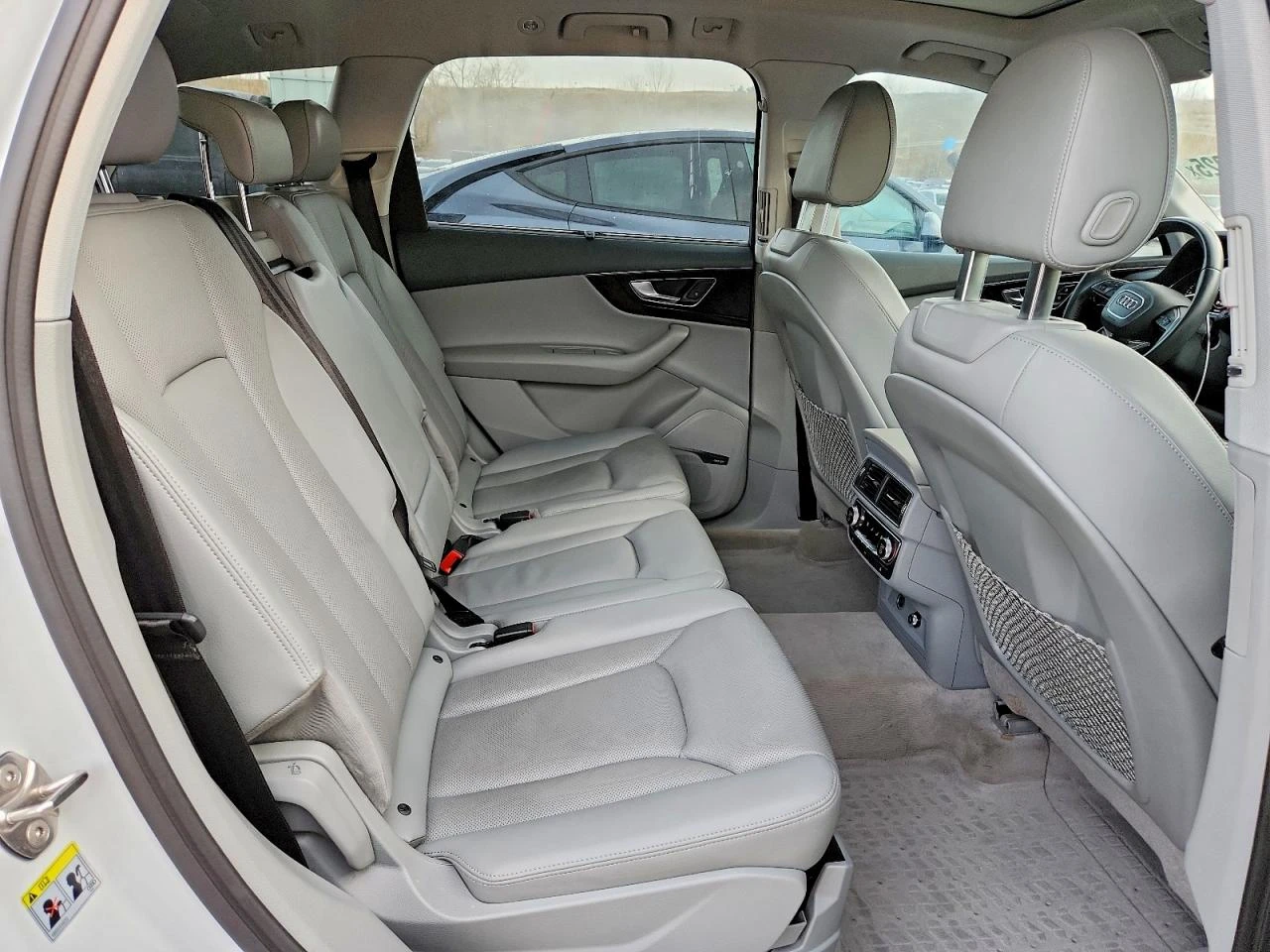 Audi Q7 PRESTIGE| BOSE| HUD| ПАНО| 360, снимка 10 - Автомобили и джипове - 54085307