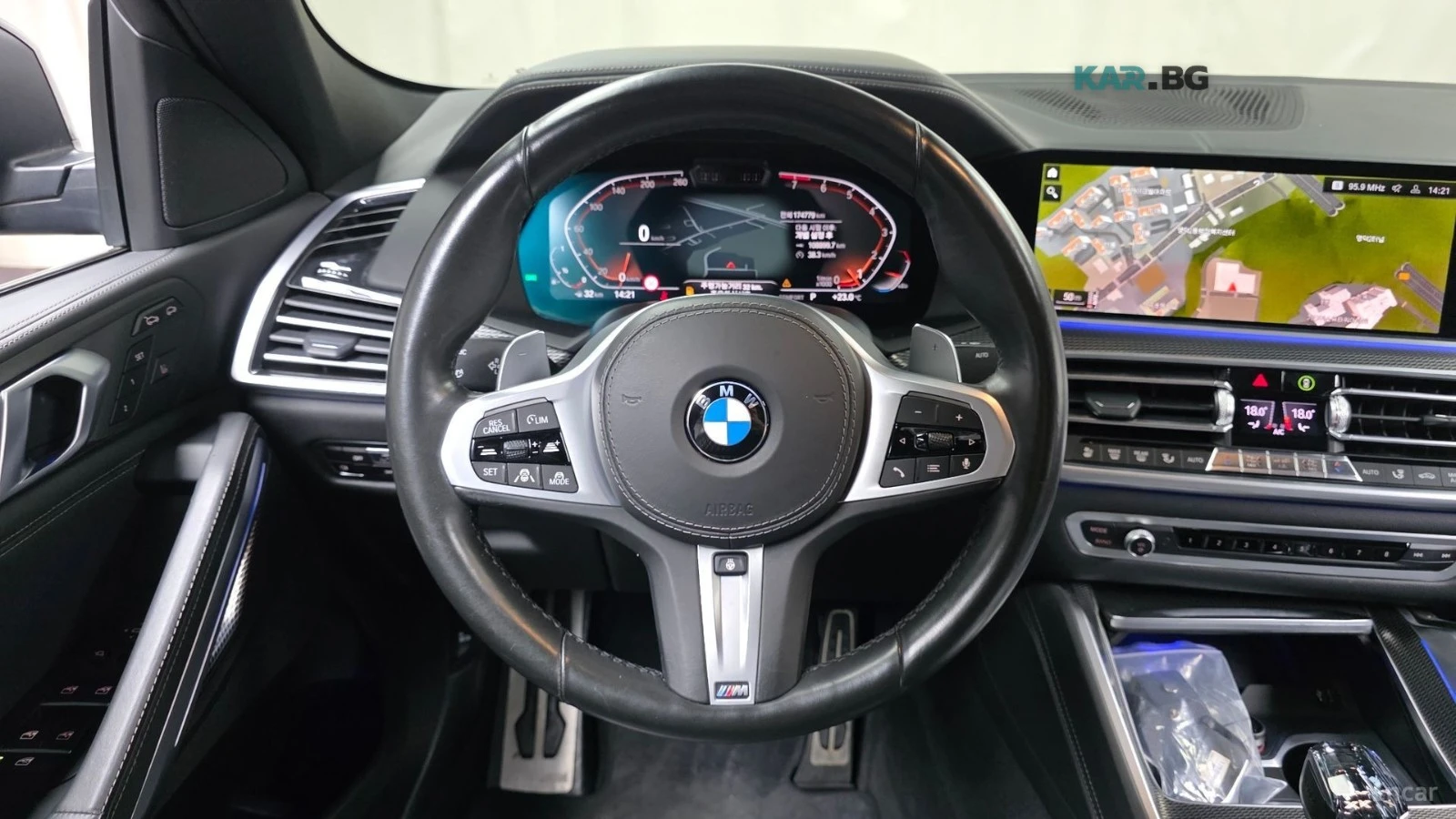 BMW X6 XDRIVE40I / M PKG / LASER / DISTRONIC / AIR SUSP, снимка 13 - Автомобили и джипове - 54670527
