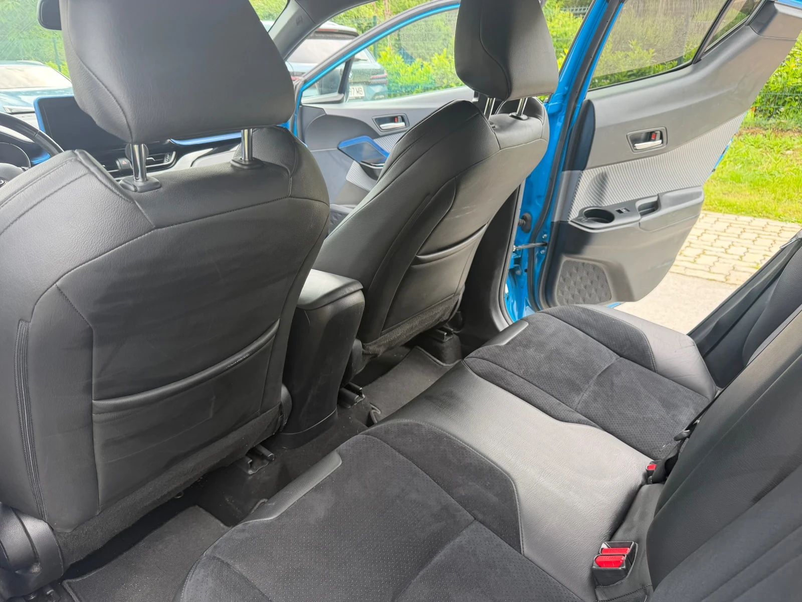 Toyota C-HR, снимка 17 - Автомобили и джипове - 54807847