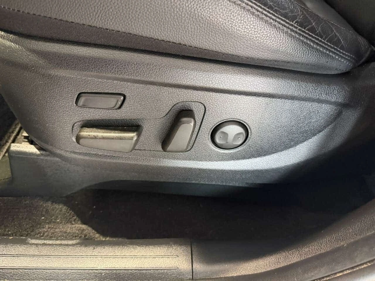 Hyundai Palisade * Luxury 8 Passenger AWD * CARFAX * ��� ���������� | Mobile.bg � ����������� 12