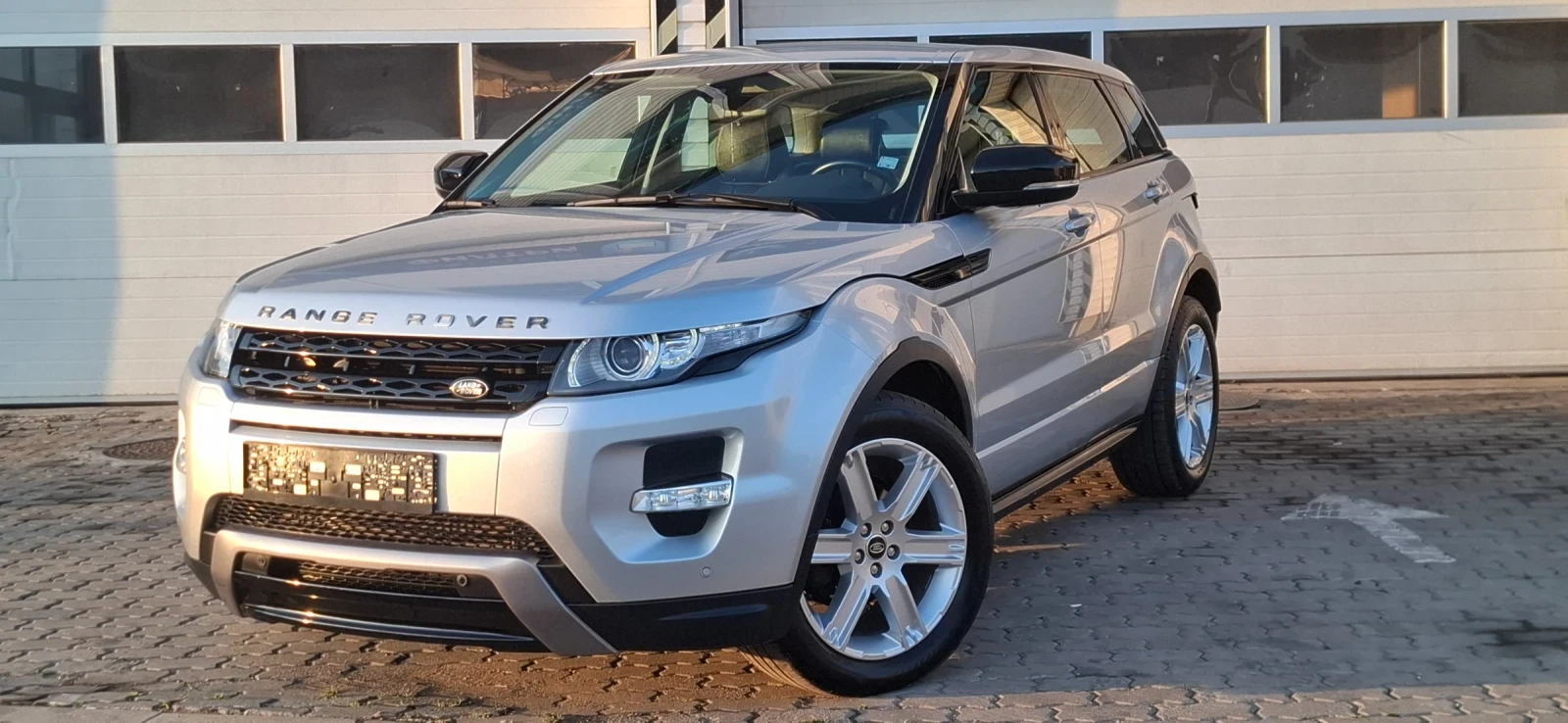 Land Rover Range Rover Evoque 2.0  Sport 240kc 4x4 Full Swiss, снимка 3 - Автомобили и джипове - 55436176