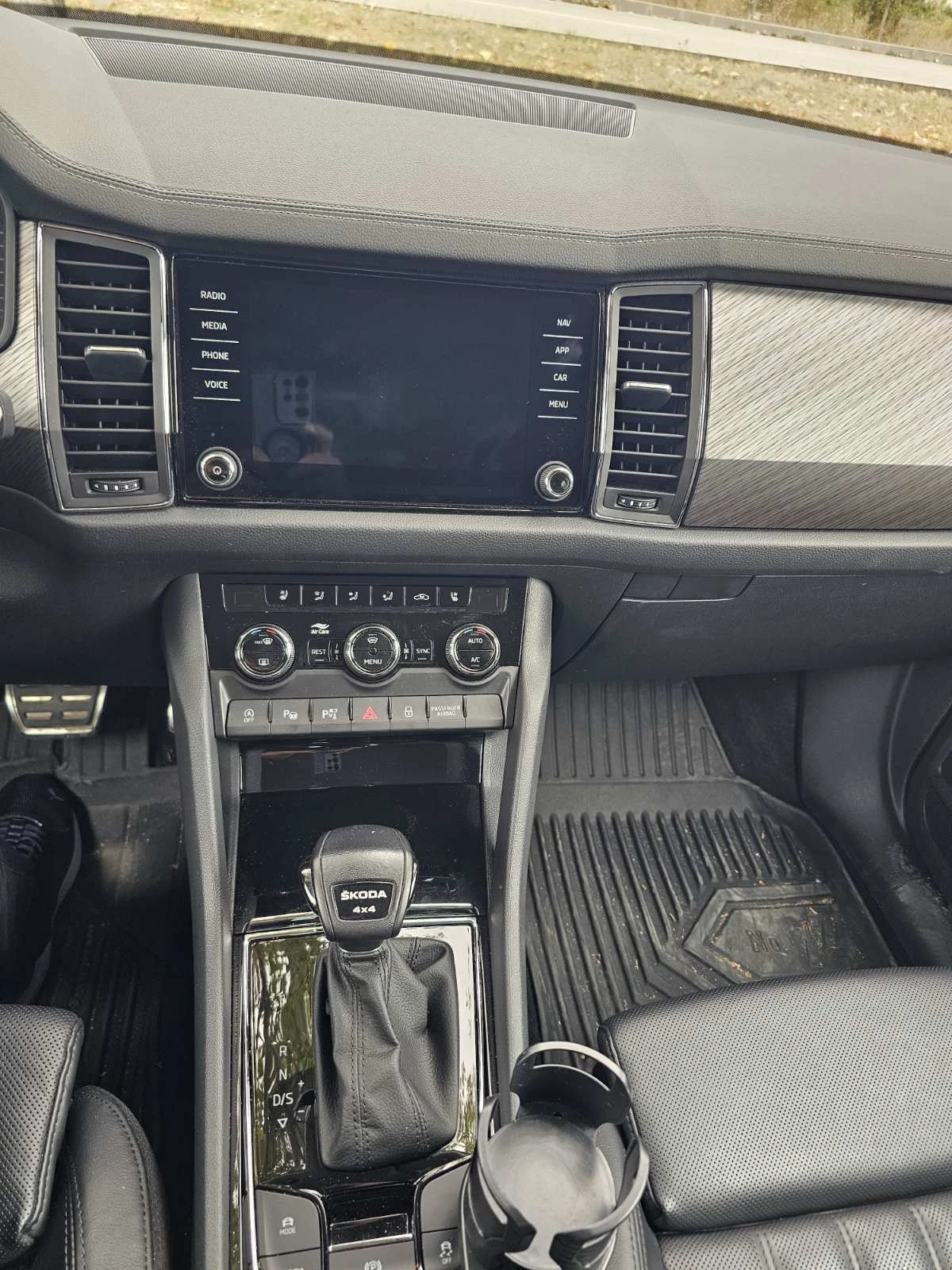 Skoda Kodiaq, снимка 8 - Автомобили и джипове - 56081136