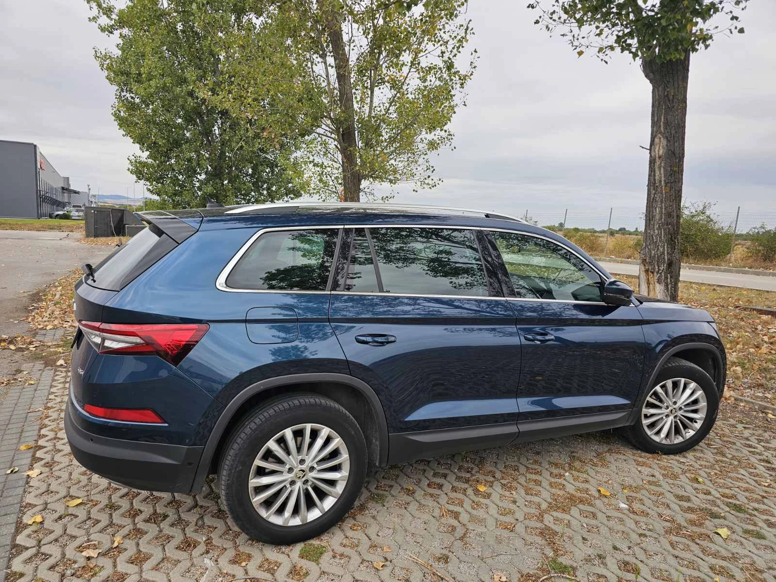 Skoda Kodiaq, снимка 3 - Автомобили и джипове - 56081136