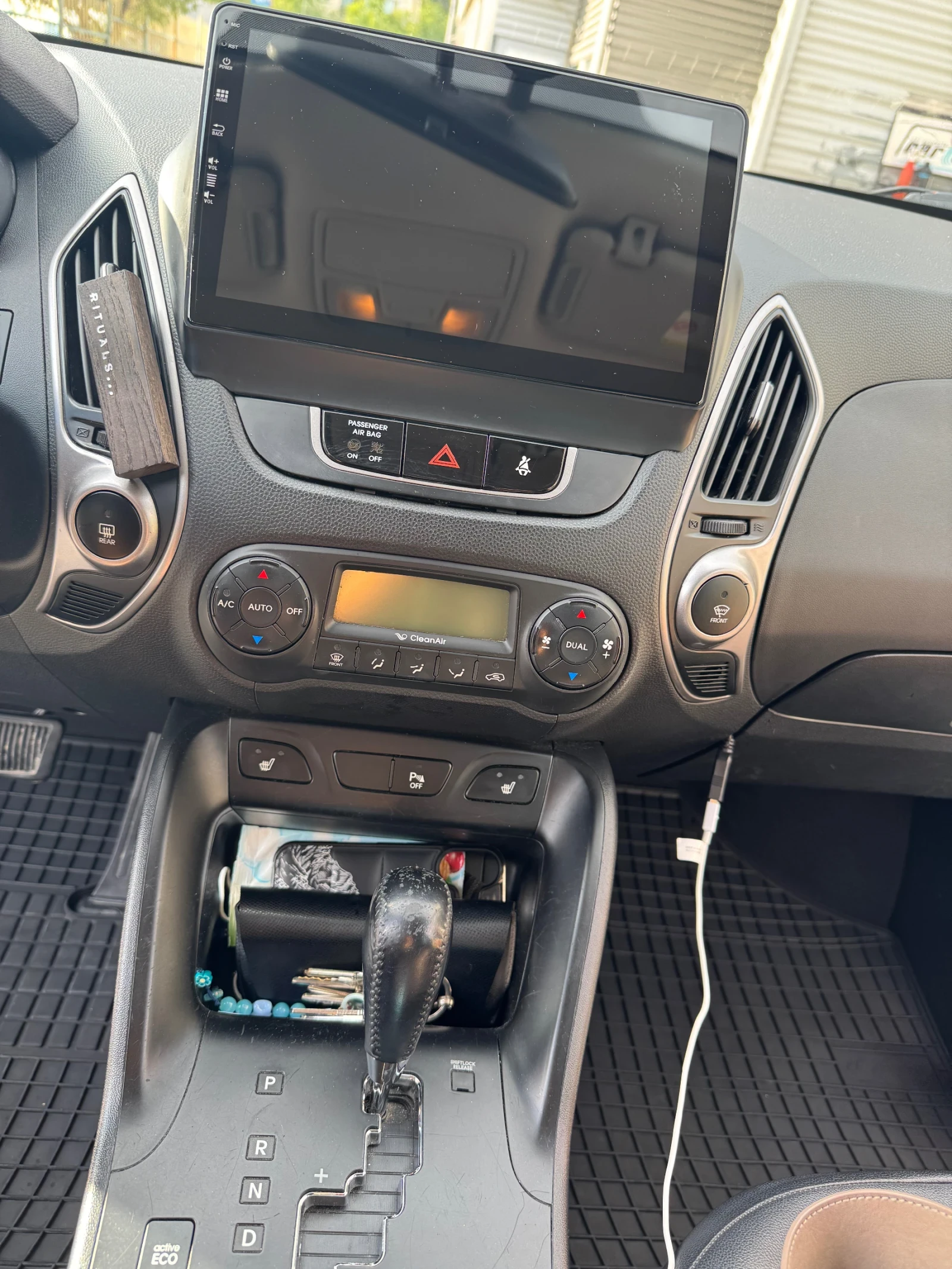 Hyundai IX35, снимка 4 - Автомобили и джипове - 56299869