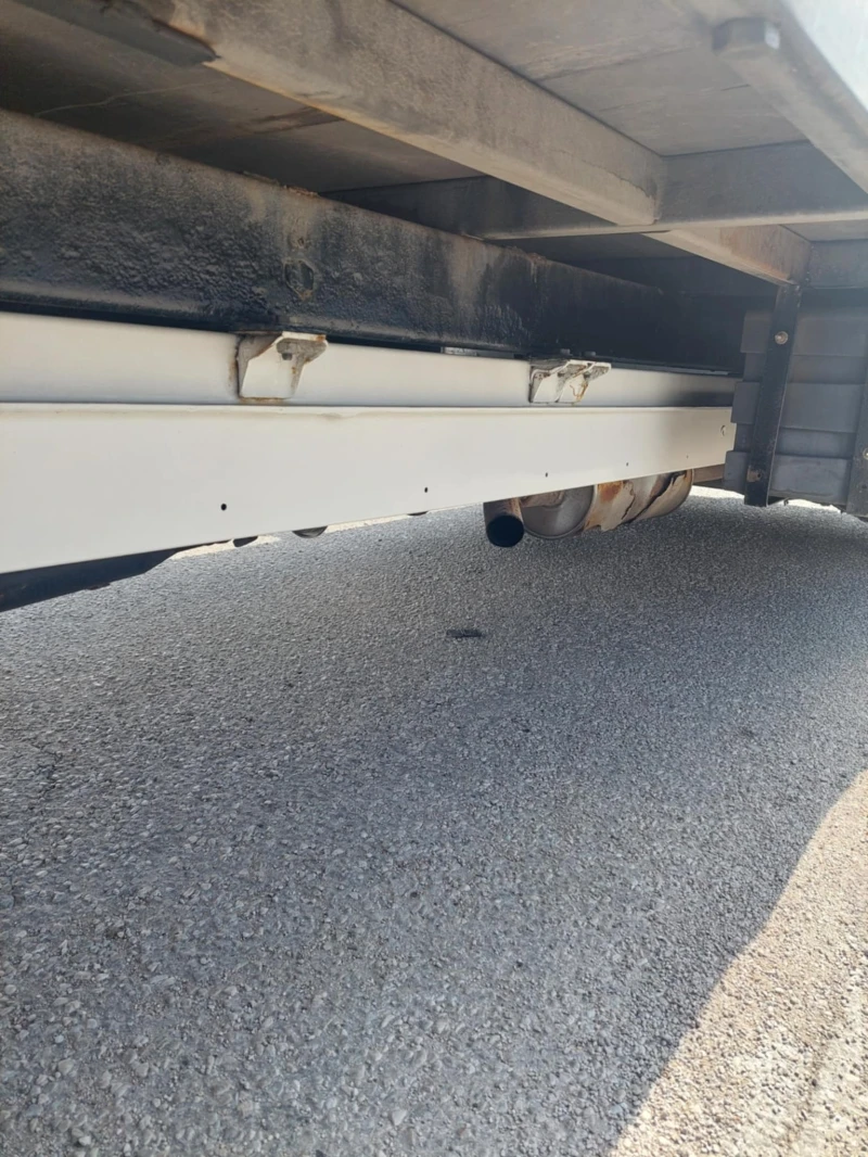 VW Crafter 2.5TDI, снимка 10 - Бусове и автобуси - 52136792