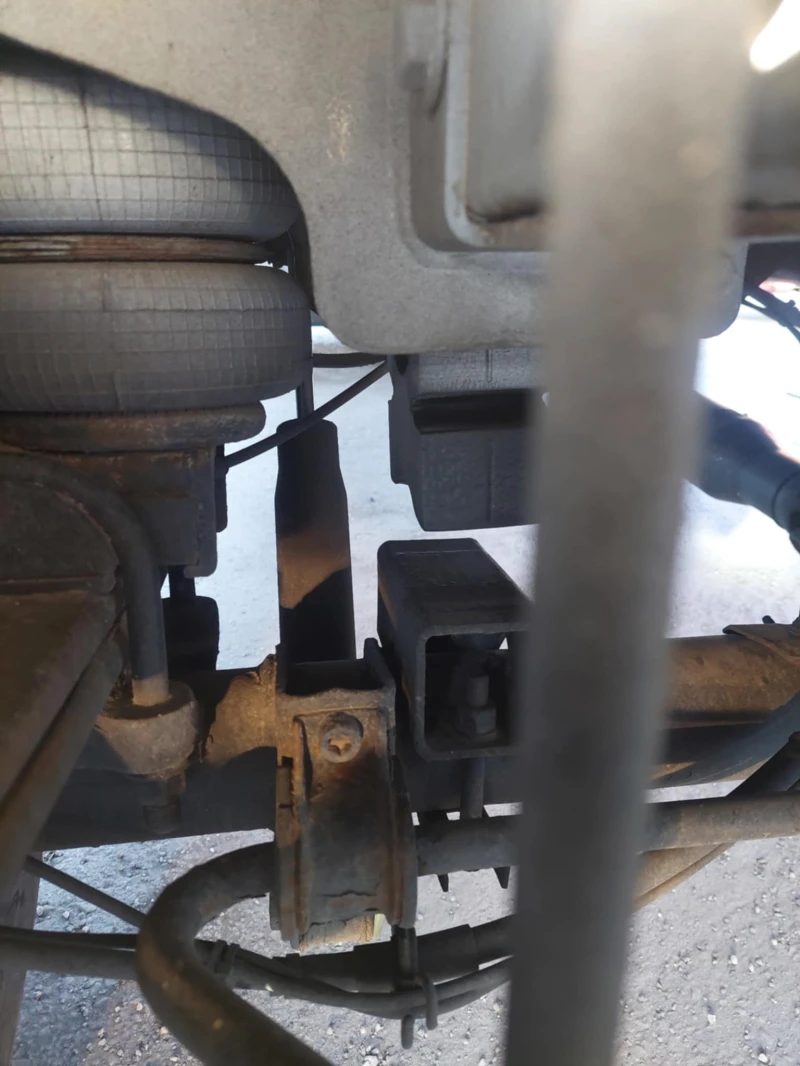 VW Crafter 2.5TDI, снимка 12 - Бусове и автобуси - 52136792