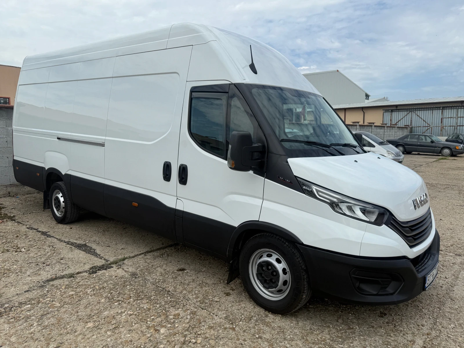 Iveco Daily 35 s 18 - изображение 3