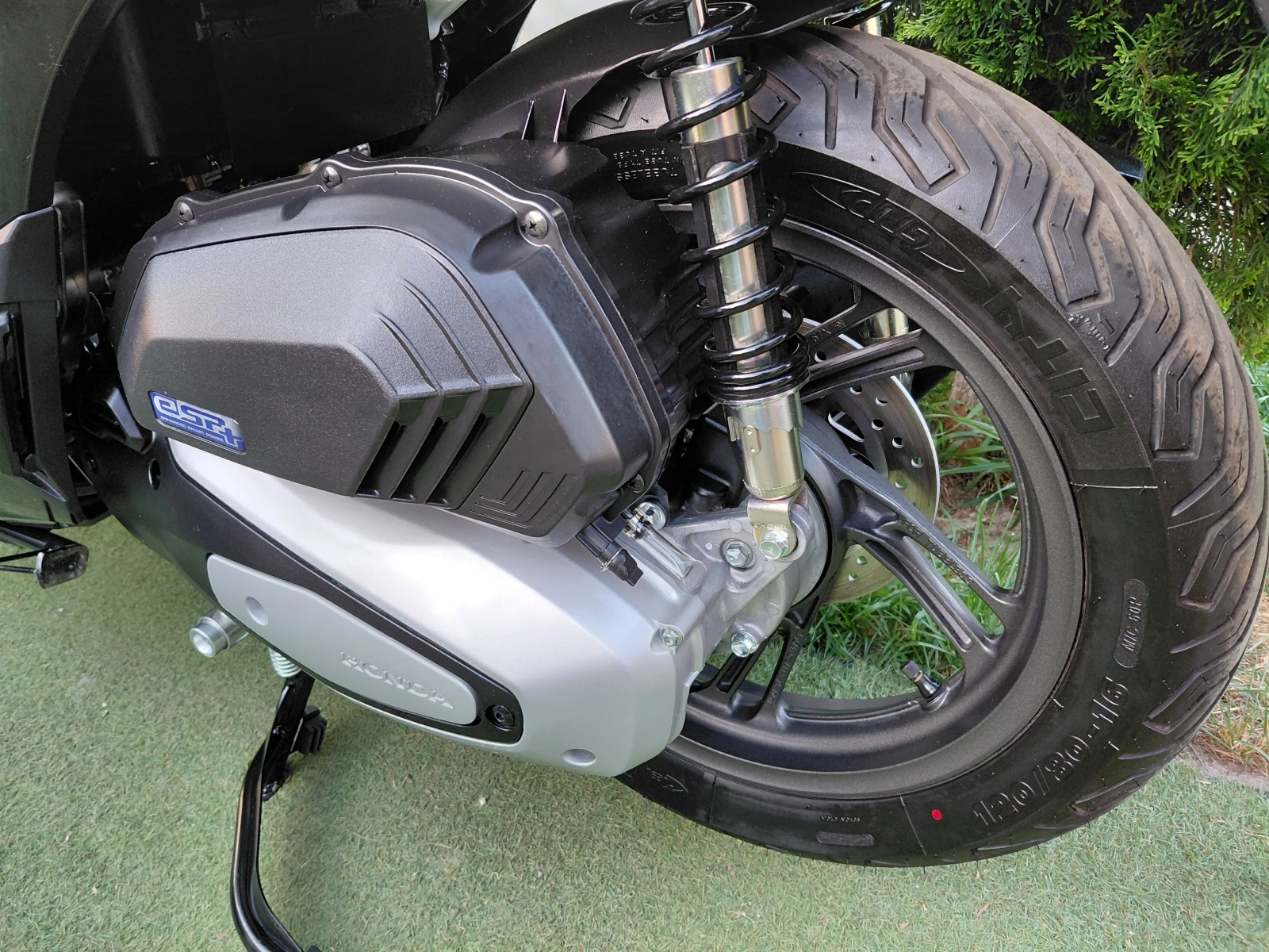 Honda Sh 125i TCS/Abs/ led, снимка 10 - Мотоциклети и мототехника - 54638202