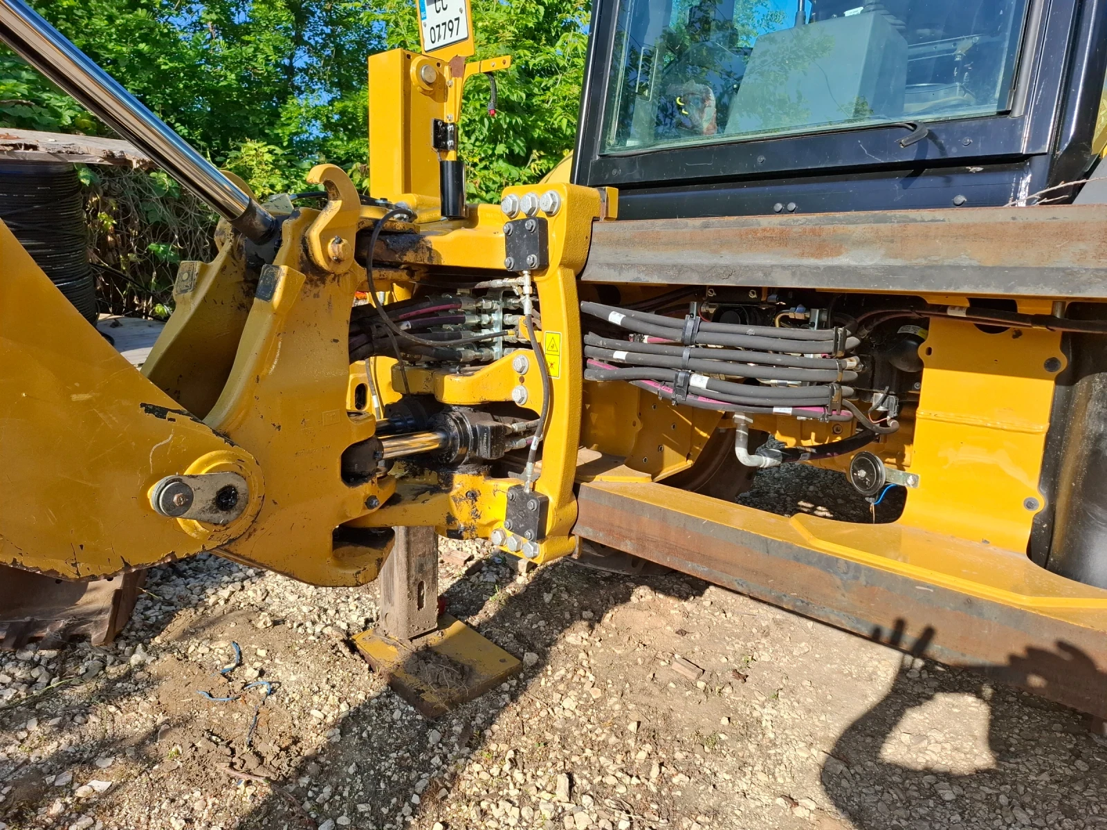 Багер Caterpillar 428 - изображение 3