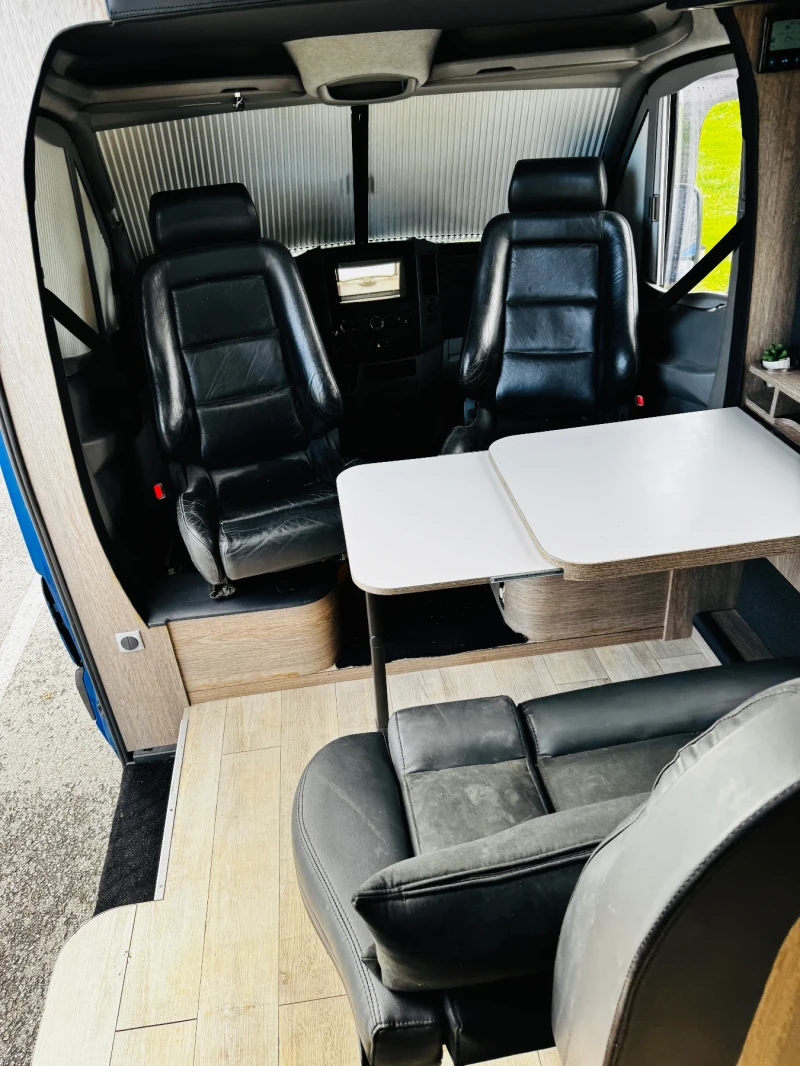 Кемпер Mercedes-Benz 318, снимка 11 - Каравани и кемпери - 52594635