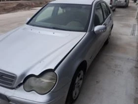 Mercedes-Benz C 220 2.2cdi  2 БРОЯ, снимка 5